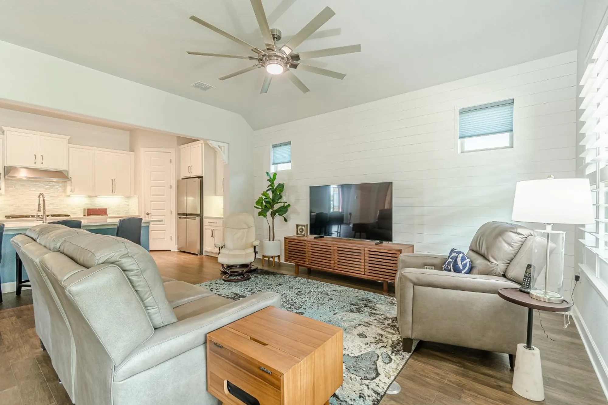 Property Slideshow image 22 of 39 | 305 dashing sycamore st, San Marcos, TX, 78666