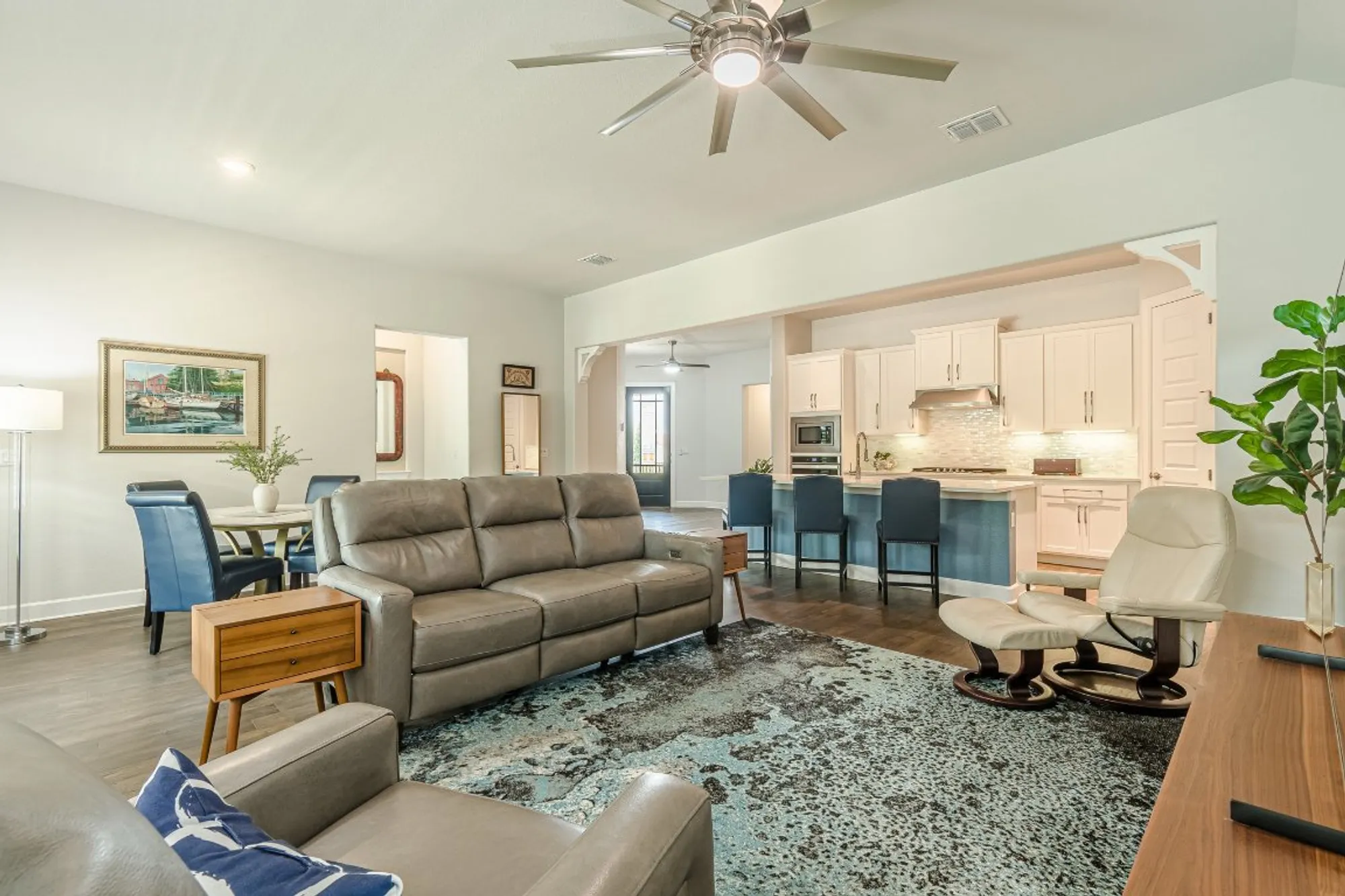 Property Slideshow image 23 of 39 | 305 dashing sycamore st, San Marcos, TX, 78666