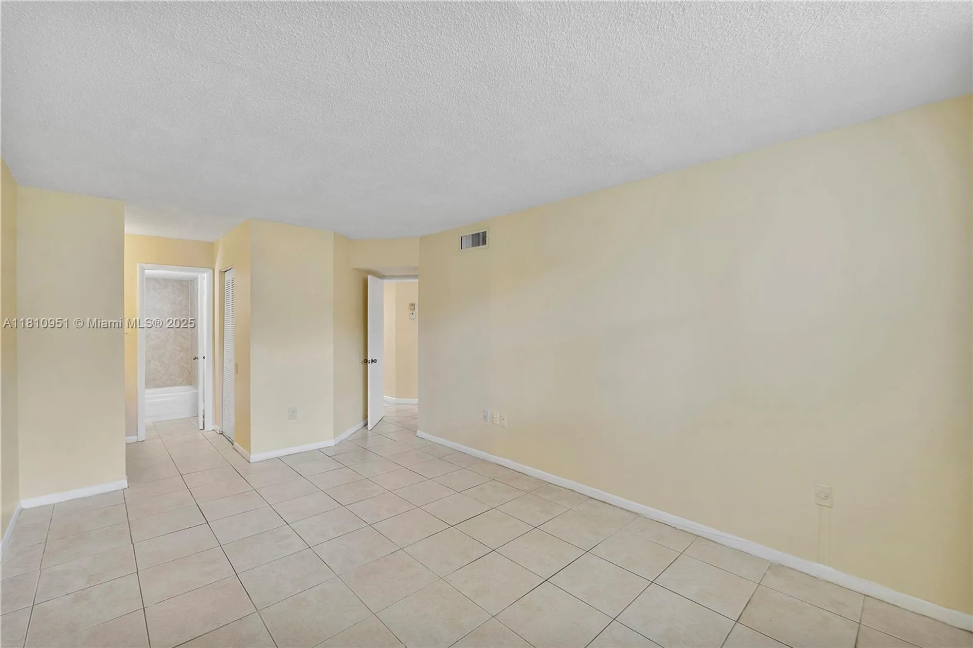 Property Slideshow image 22 of 41 | 9091 lime bay blvd 110, Tamarac, FL, 33321