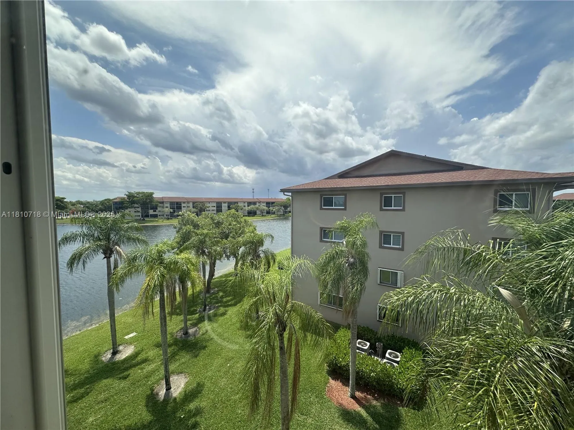 Property Slideshow image 15 of 45 | 13700 sw 14th st d412, Pembroke Pines, FL, 33027