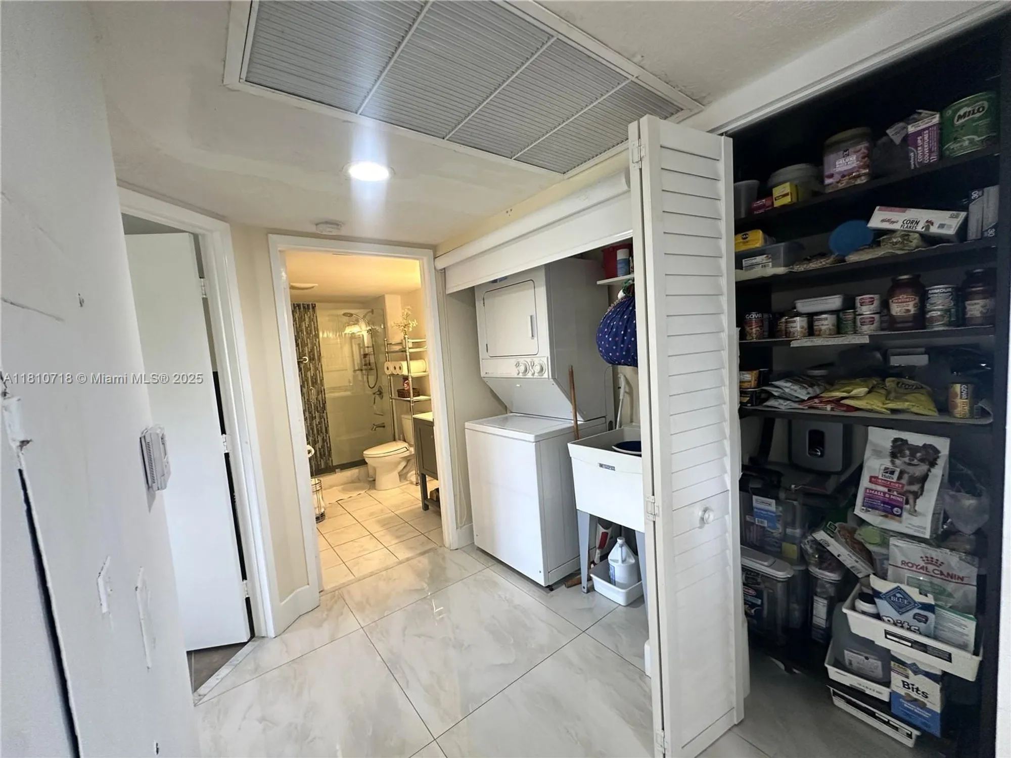 Property Slideshow image 22 of 45 | 13700 sw 14th st d412, Pembroke Pines, FL, 33027