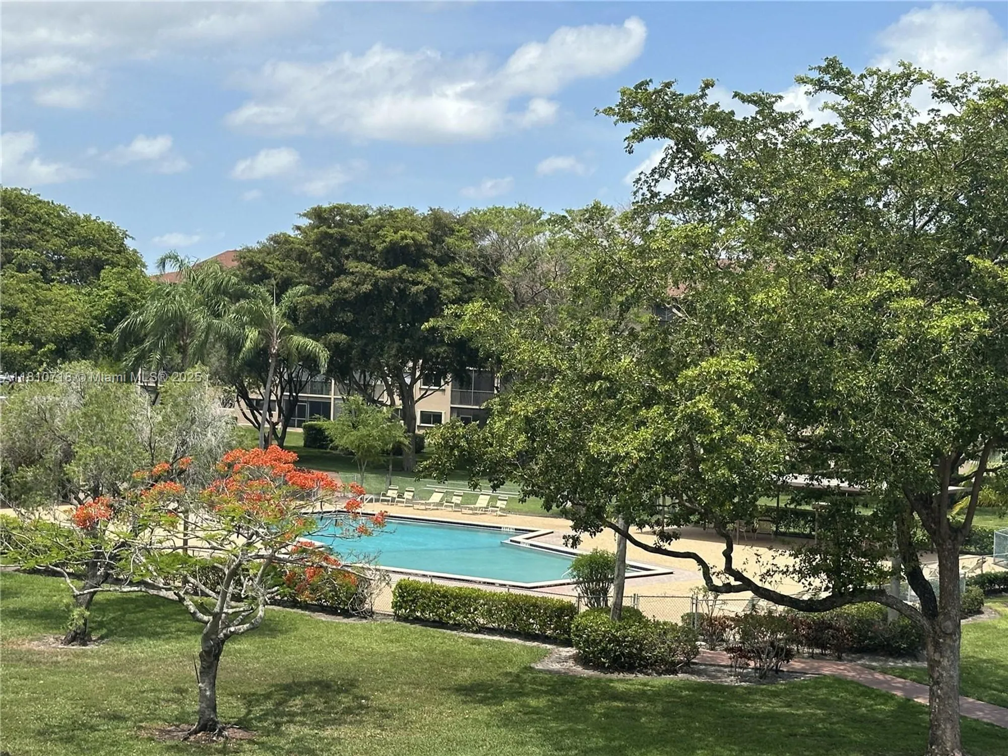 Property Slideshow image 30 of 45 | 13700 sw 14th st d412, Pembroke Pines, FL, 33027