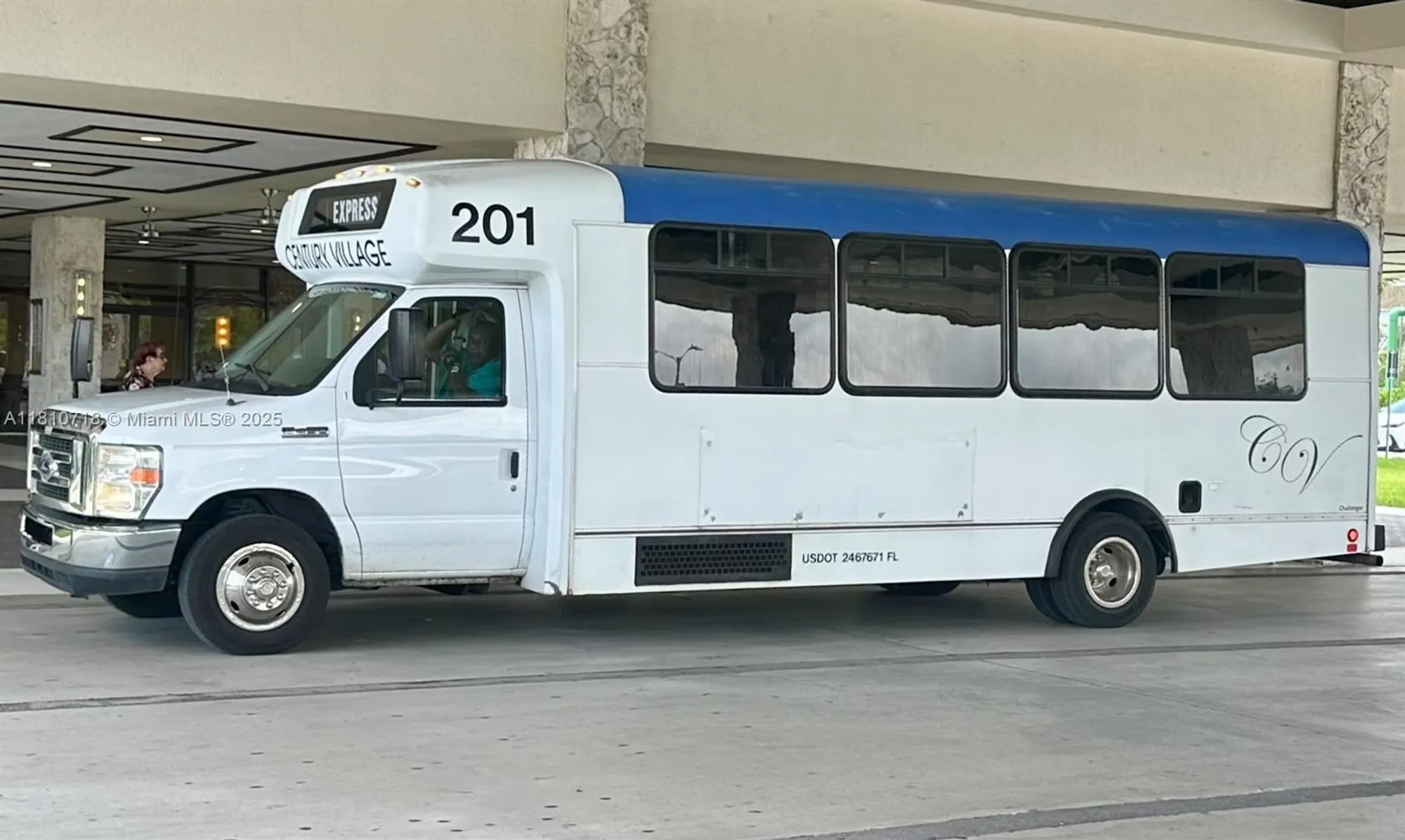 Property Slideshow image 33 of 45 | 13700 sw 14th st d412, Pembroke Pines, FL, 33027