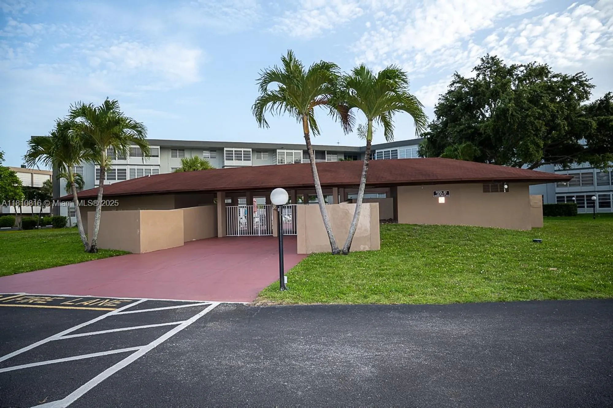 Property Slideshow image 14 of 26 | 2861 nw 47th ter apt 201a, Lauderdale Lakes, FL, 33313