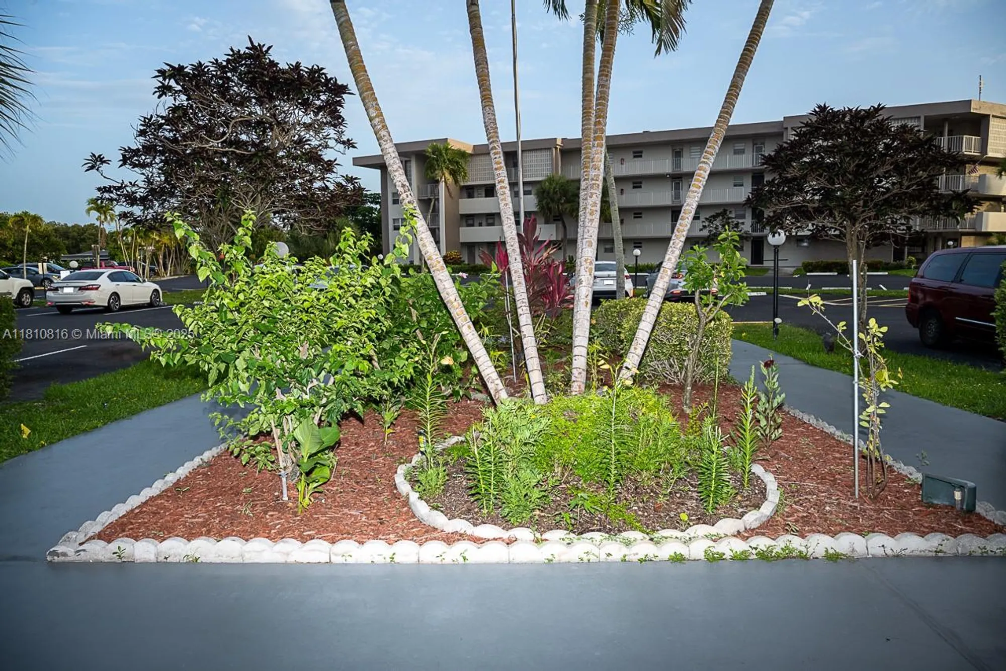 Property Slideshow image 18 of 26 | 2861 nw 47th ter apt 201a, Lauderdale Lakes, FL, 33313