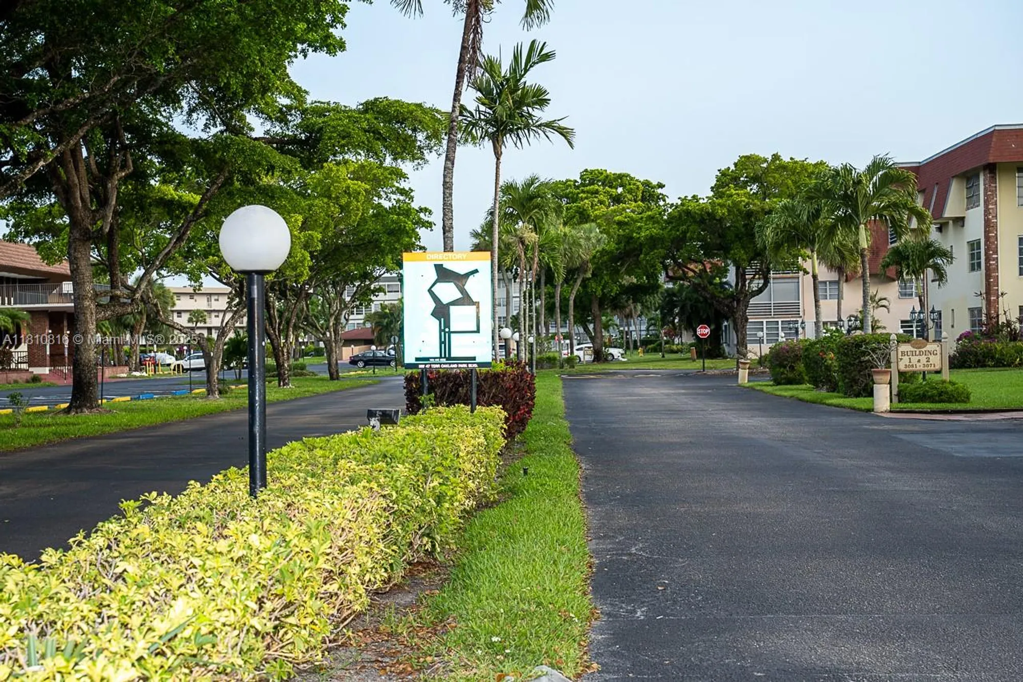 Property Slideshow image 2 of 26 | 2861 nw 47th ter apt 201a, Lauderdale Lakes, FL, 33313