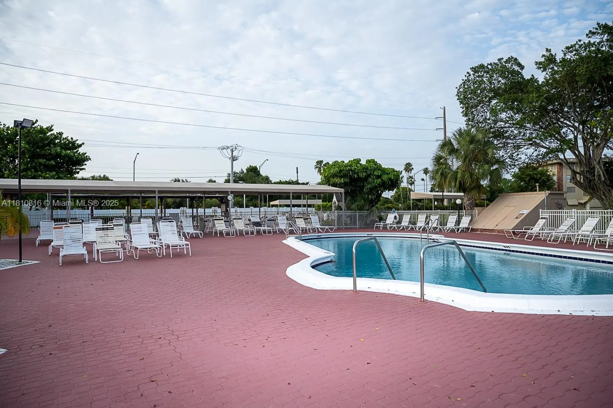 Property Slideshow image 6 of 26 | 2861 nw 47th ter apt 201a, Lauderdale Lakes, FL, 33313