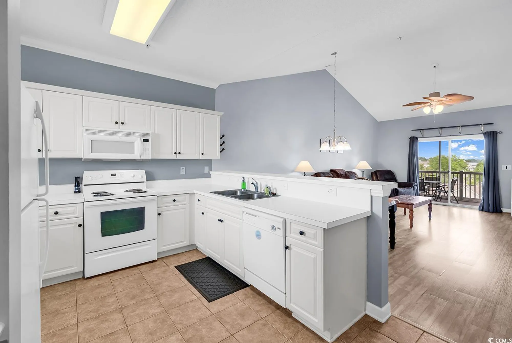 Property Slideshow image 3 of 30 | 701 salleyport dr 1117, Myrtle Beach, SC, 29579