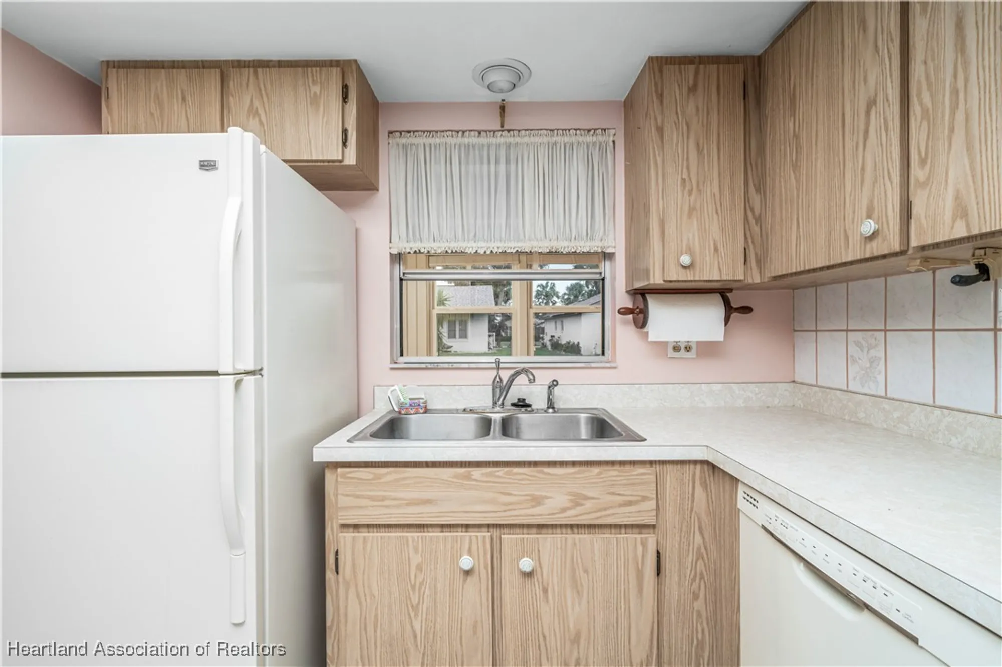 Property Slideshow image 15 of 43 | 170 parkview cir, Lake Placid, FL, 33852