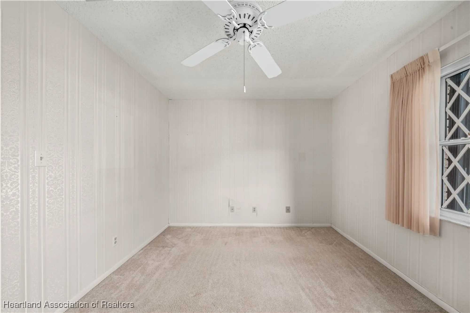 Property Slideshow image 17 of 43 | 170 parkview cir, Lake Placid, FL, 33852