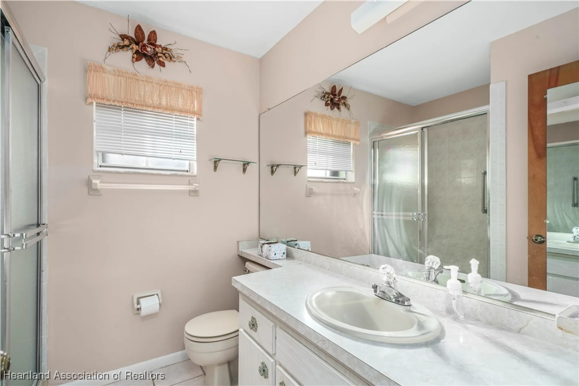 Property Slideshow image 21 of 43 | 170 parkview cir, Lake Placid, FL, 33852