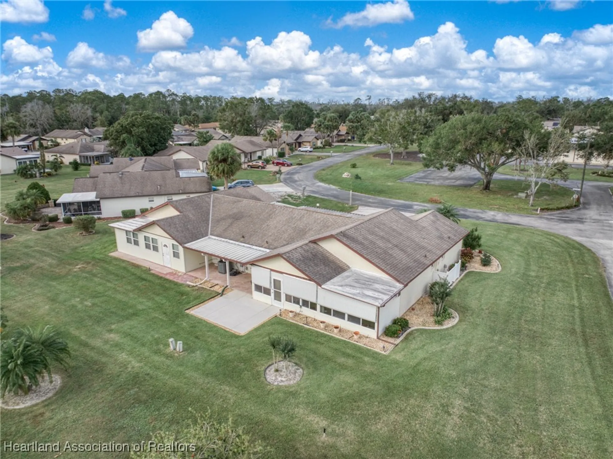 Property Slideshow image 35 of 43 | 170 parkview cir, Lake Placid, FL, 33852