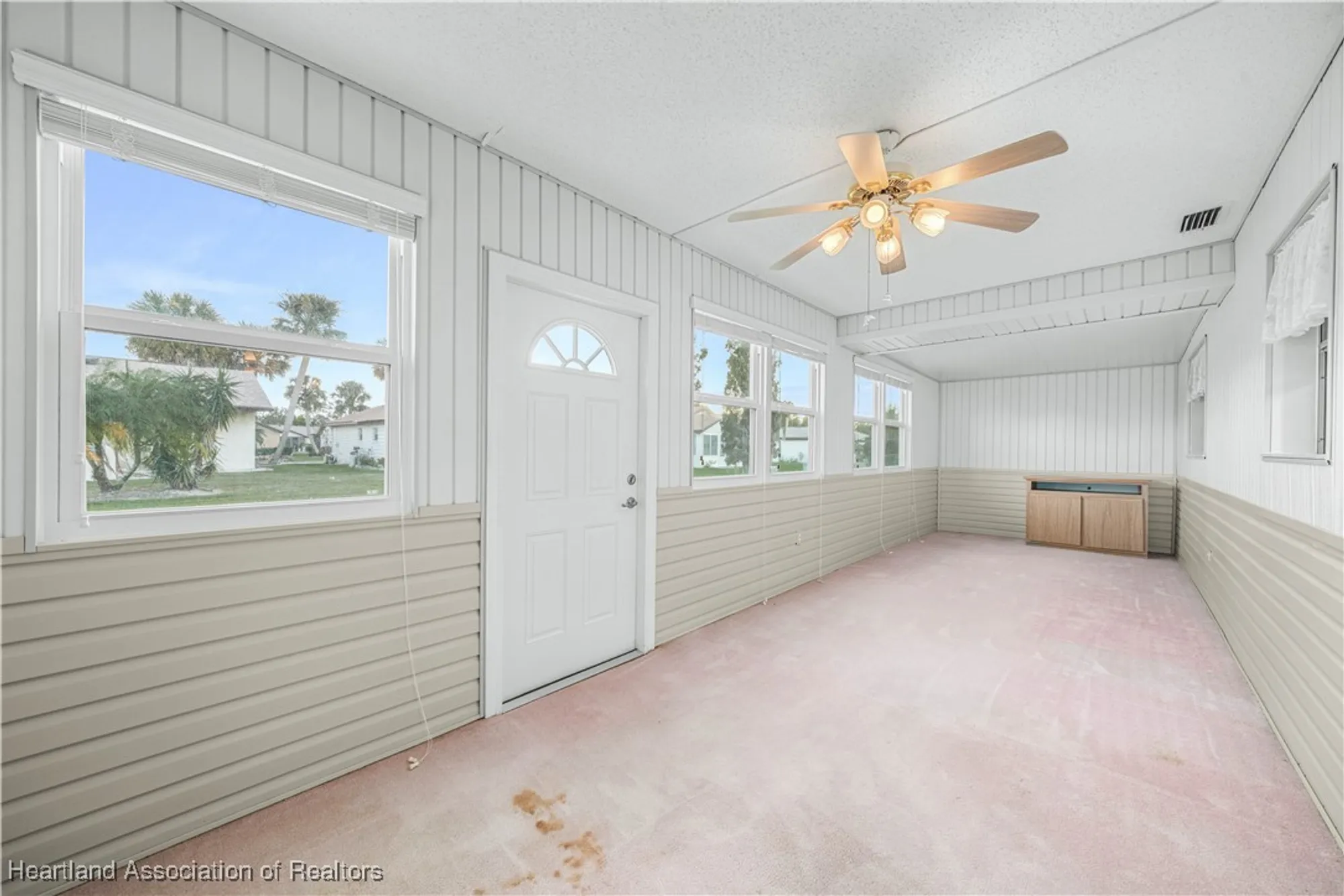Property Slideshow image 30 of 43 | 170 parkview cir, Lake Placid, FL, 33852