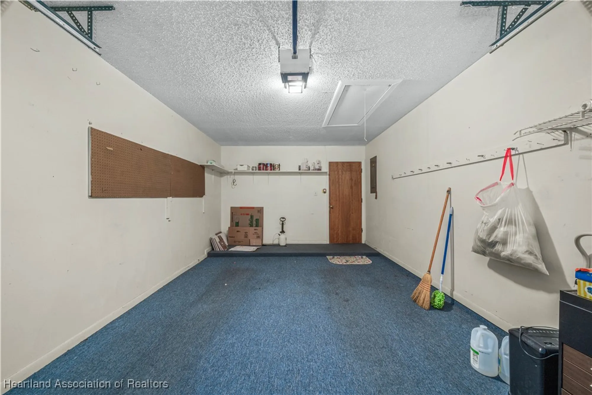 Property Slideshow image 33 of 43 | 170 parkview cir, Lake Placid, FL, 33852