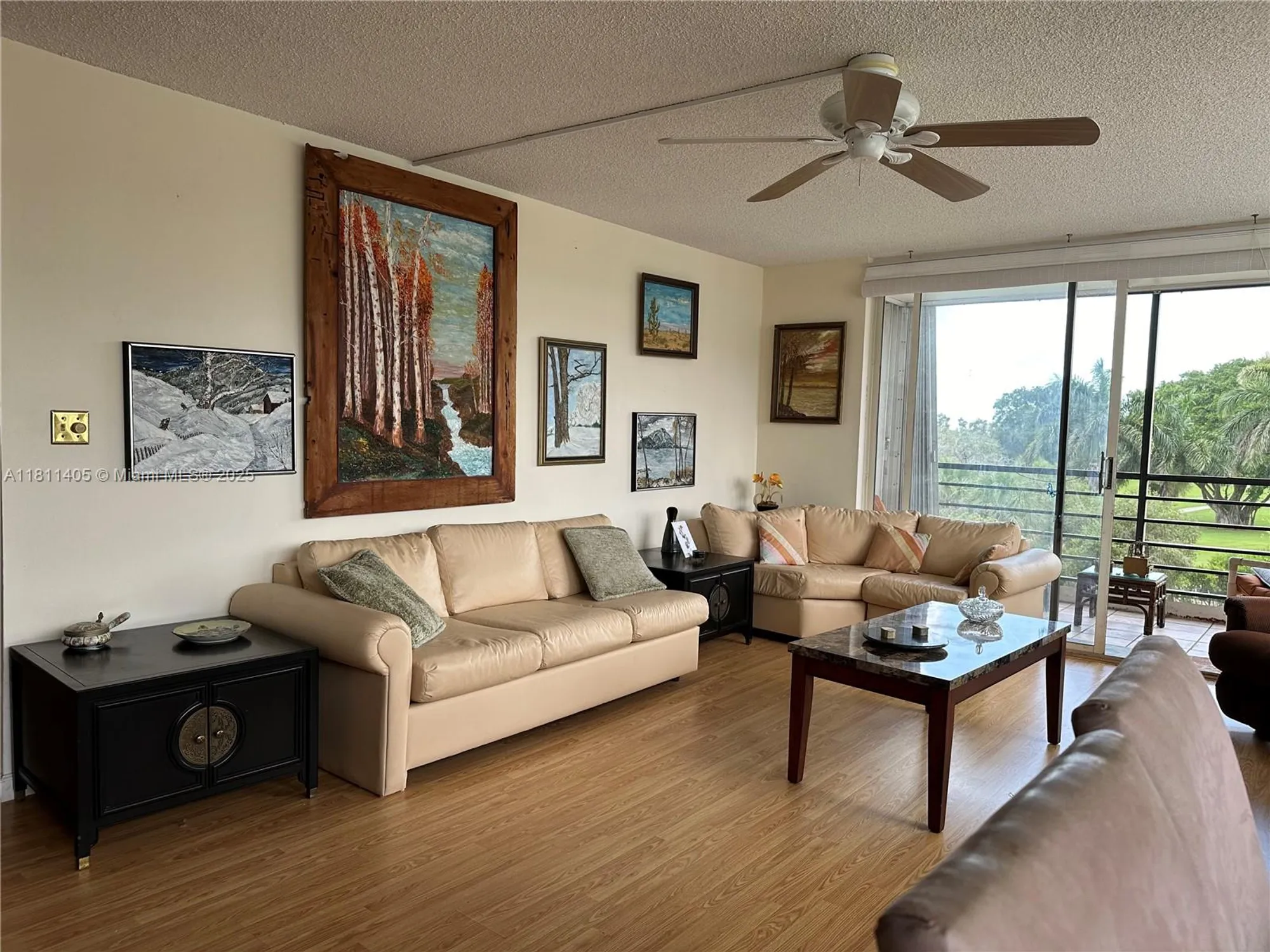 Property Slideshow image 11 of 43 | 1100 saint charles pl 411, Pembroke Pines, FL, 33026