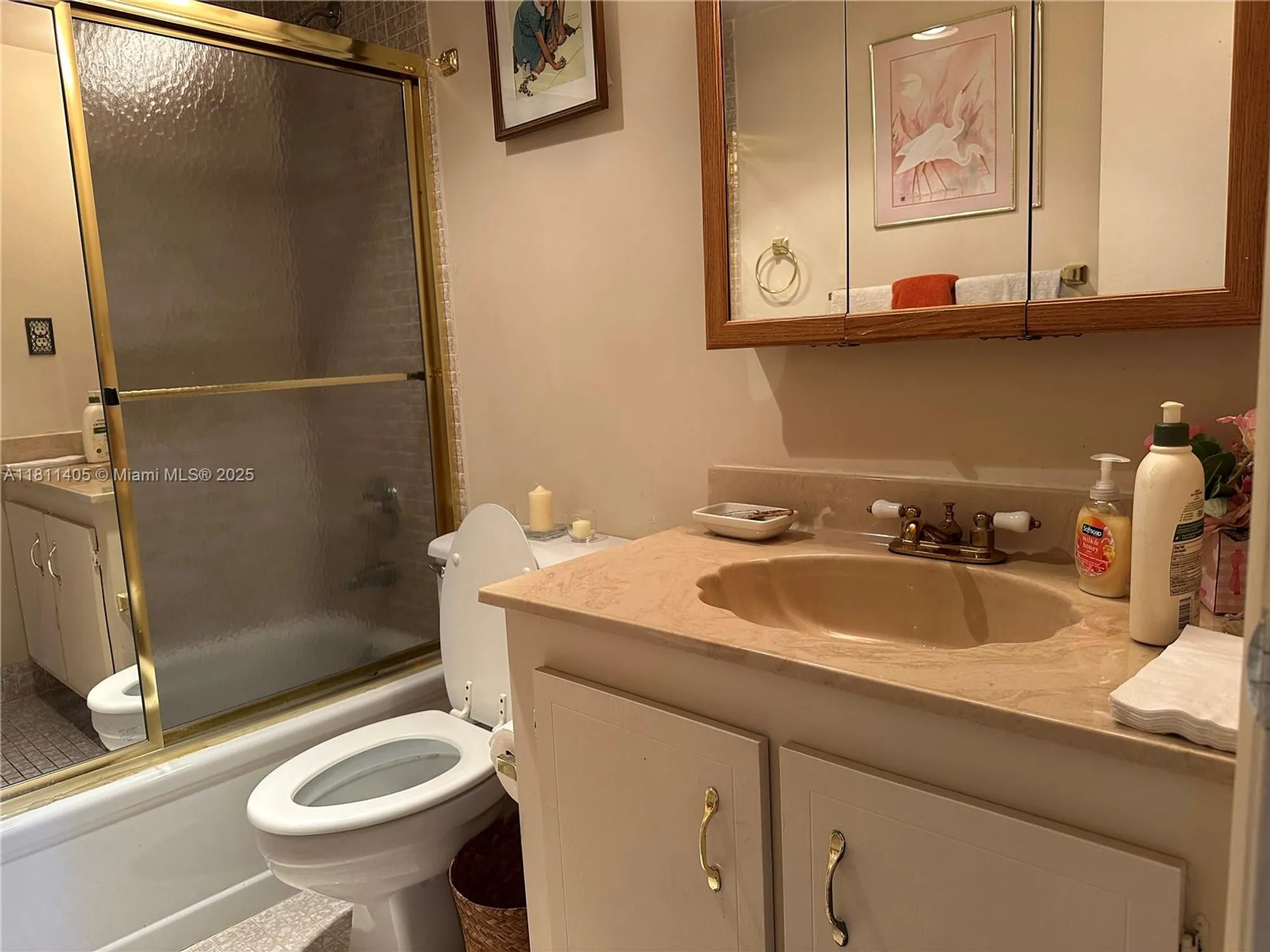 Property Slideshow image 28 of 43 | 1100 saint charles pl 411, Pembroke Pines, FL, 33026
