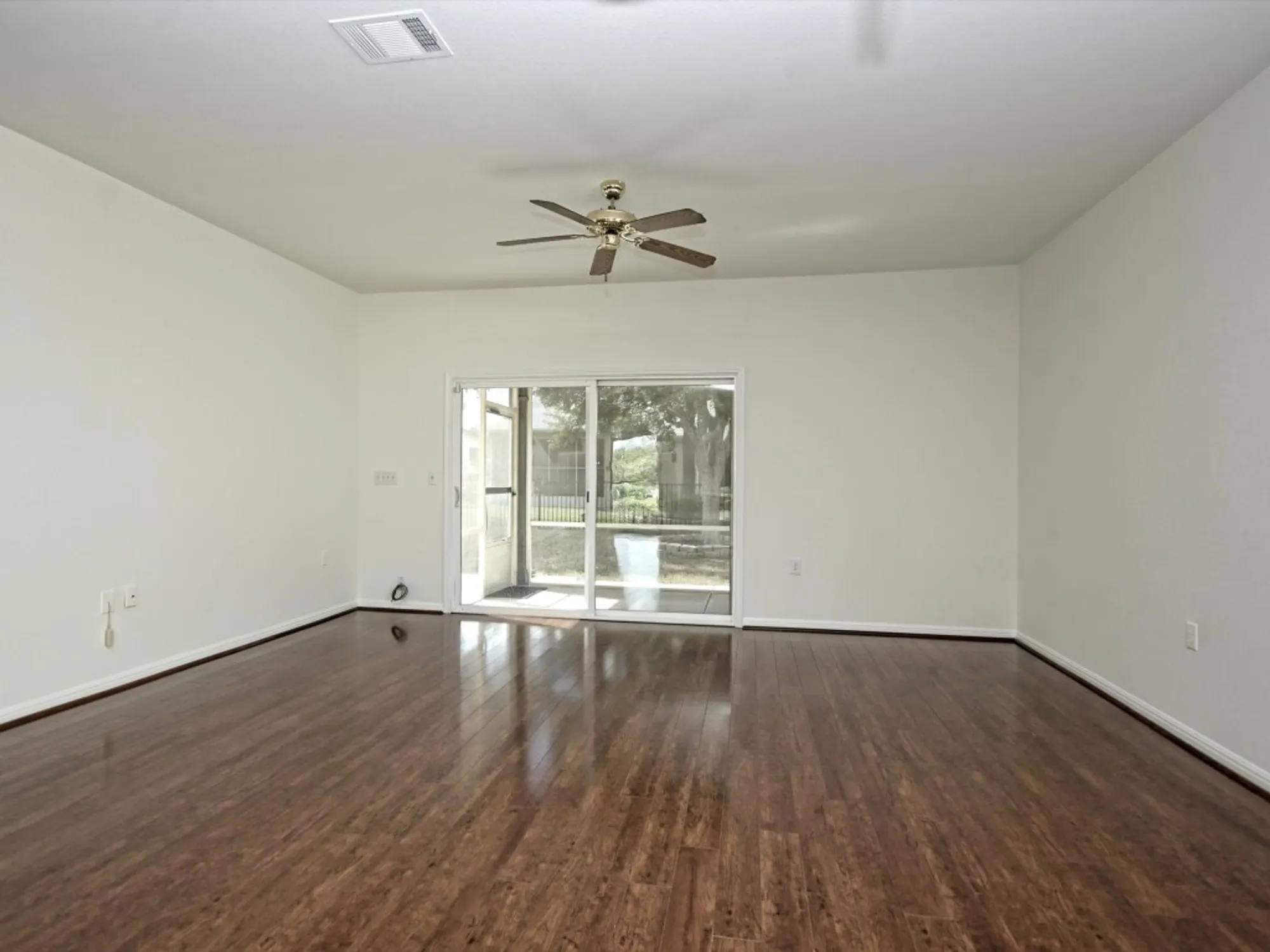 Property Slideshow image 11 of 29 | 708 texas dr, Georgetown, TX, 78633