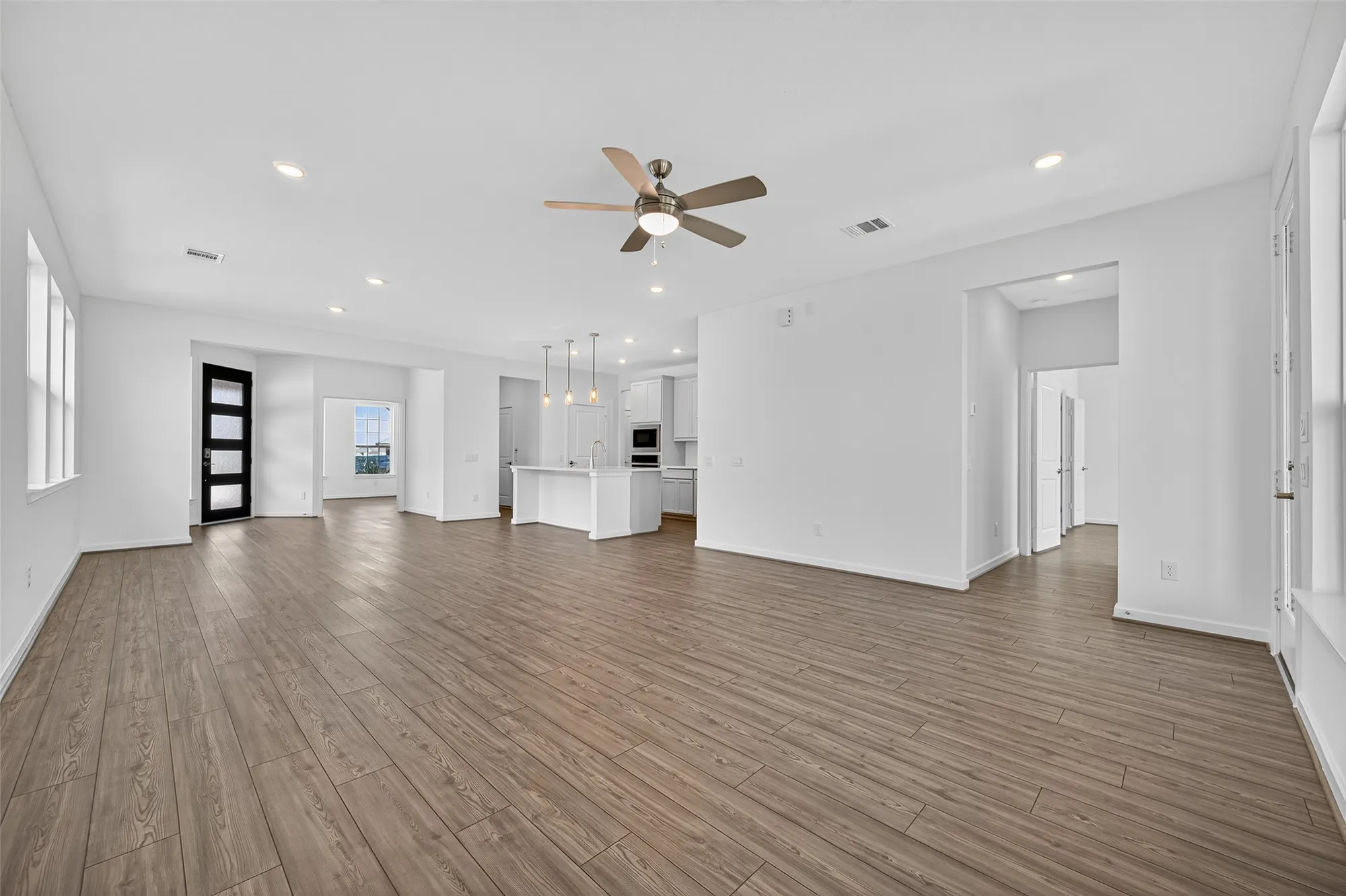 Property Slideshow image 12 of 33 | 4702 rustic grove ln, Fulshear, TX, 77441