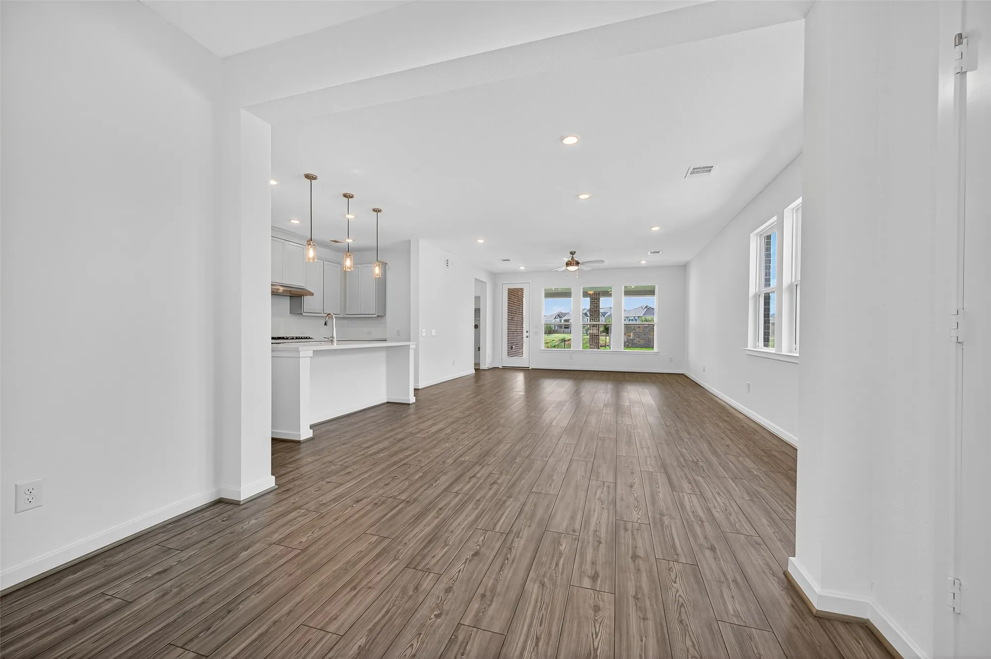 Property Slideshow image 6 of 33 | 4702 rustic grove ln, Fulshear, TX, 77441