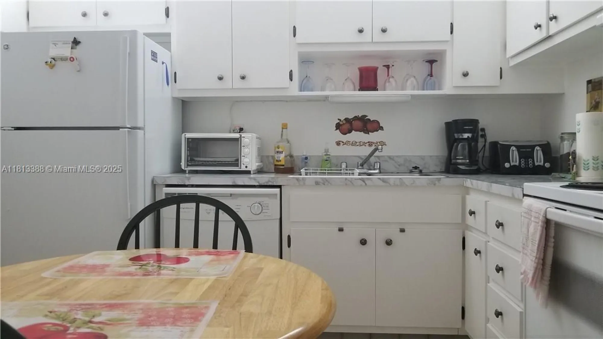 Property Slideshow image 4 of 43 | 4880 nw 22nd st apt 207, Lauderhill, FL, 33313