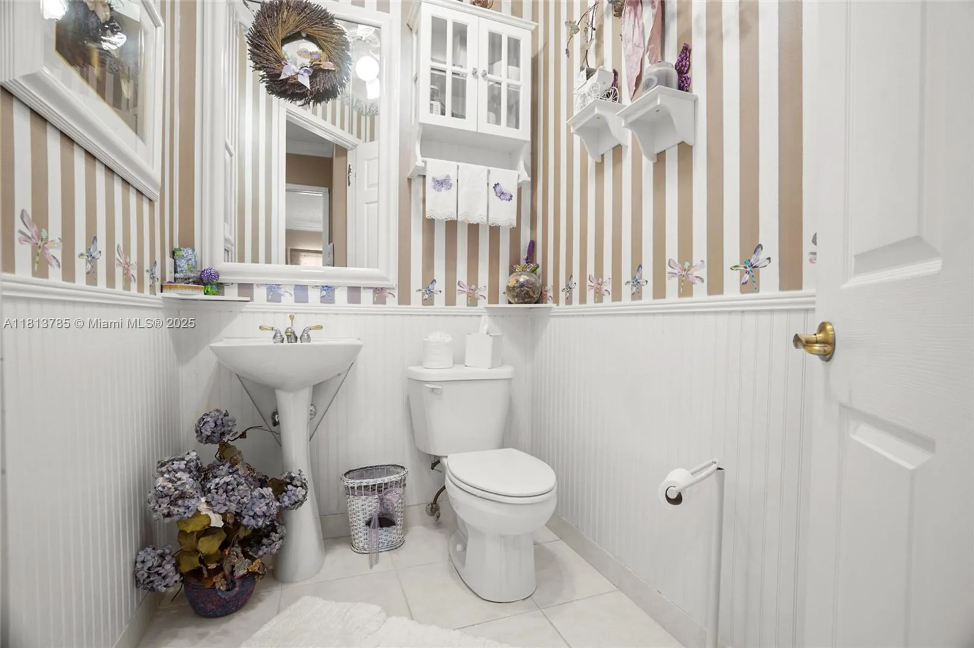 Property Slideshow image 13 of 32 | 6569 jog estates ln, Boynton Beach, FL, 33437