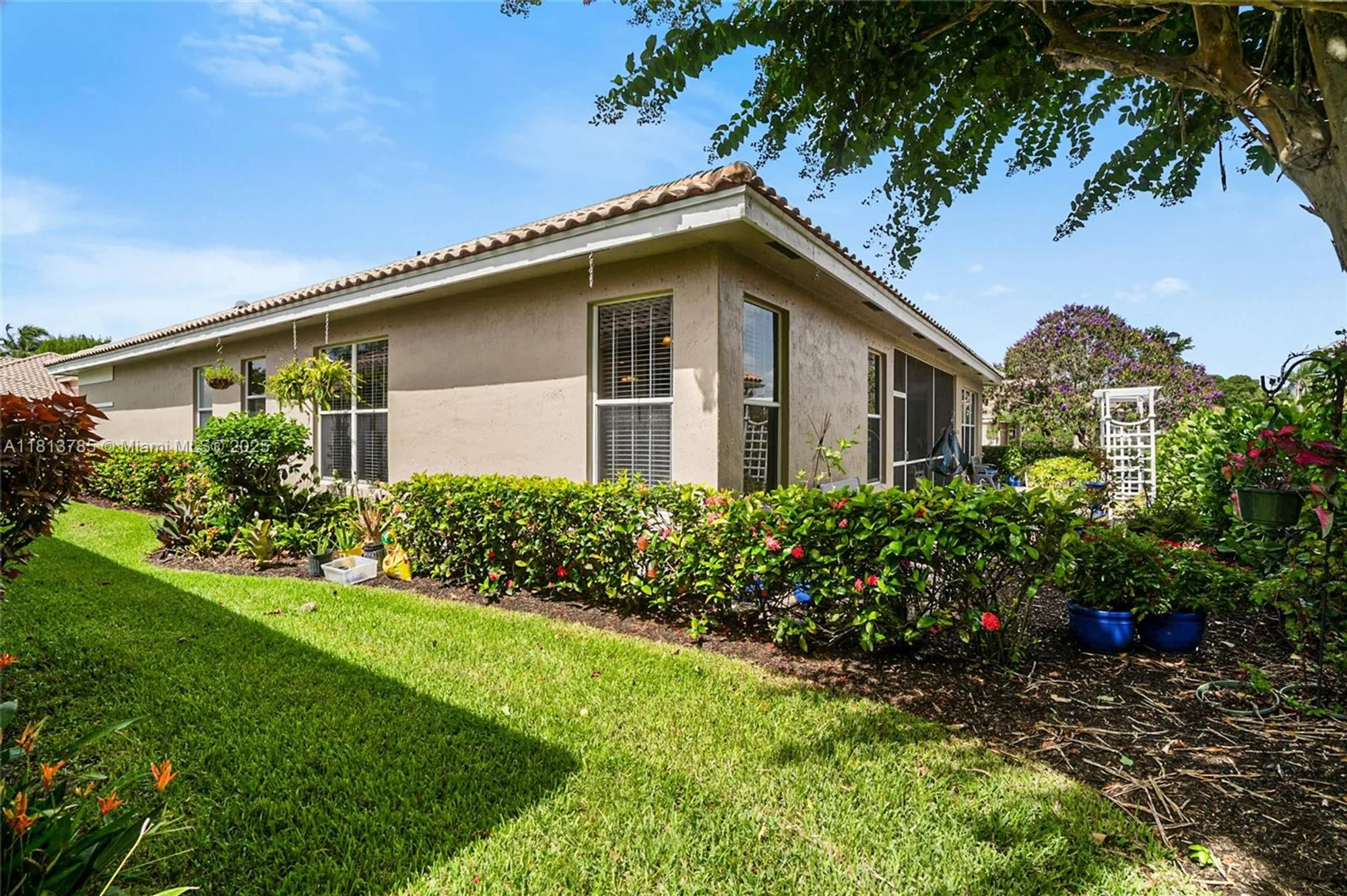 Property Slideshow image 27 of 32 | 6569 jog estates ln, Boynton Beach, FL, 33437