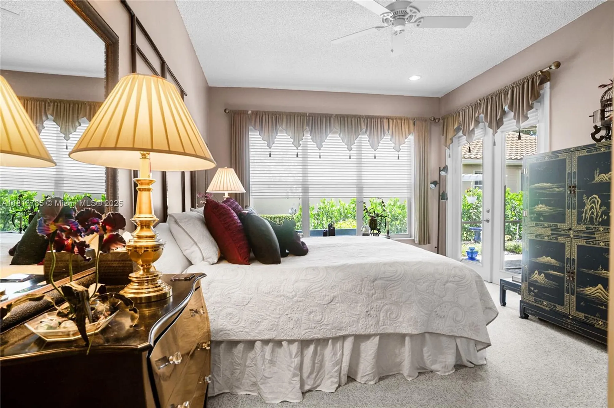 Property Slideshow image 21 of 32 | 6569 jog estates ln, Boynton Beach, FL, 33437