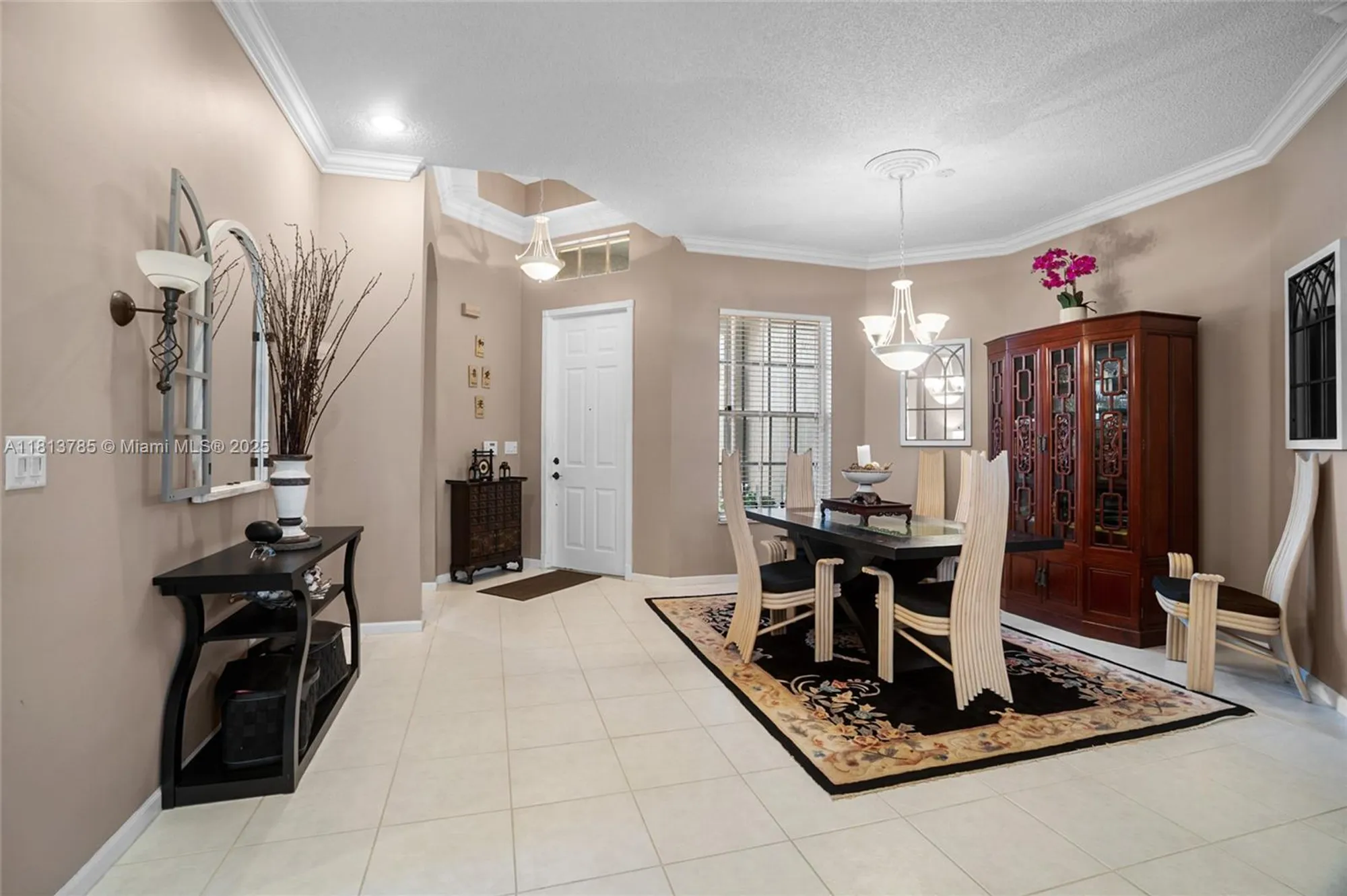 Property Slideshow image 4 of 32 | 6569 jog estates ln, Boynton Beach, FL, 33437