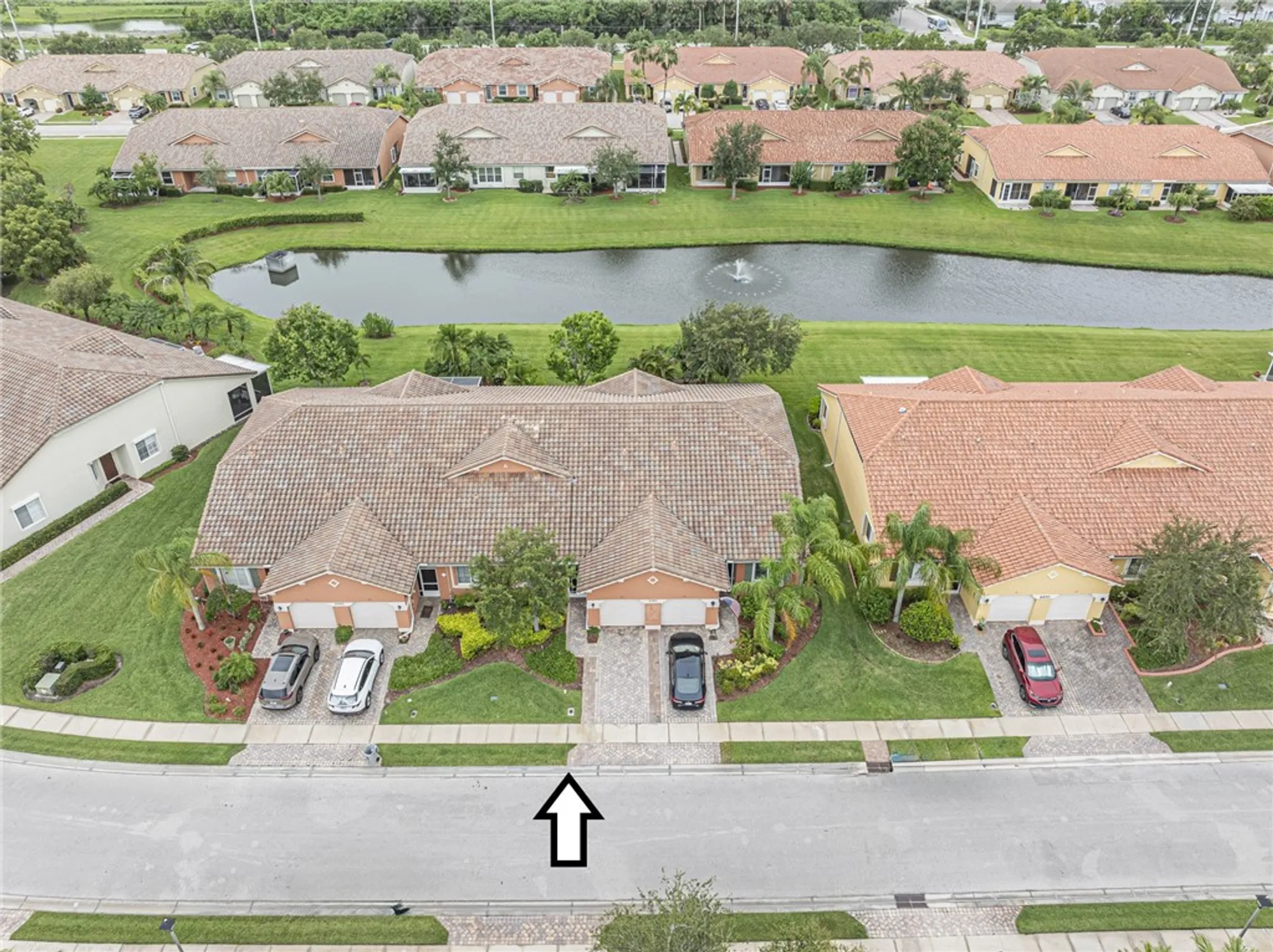 Property Slideshow image 1 of 35 | 6480 oxford cir unit 103c, Vero Beach, FL, 32966