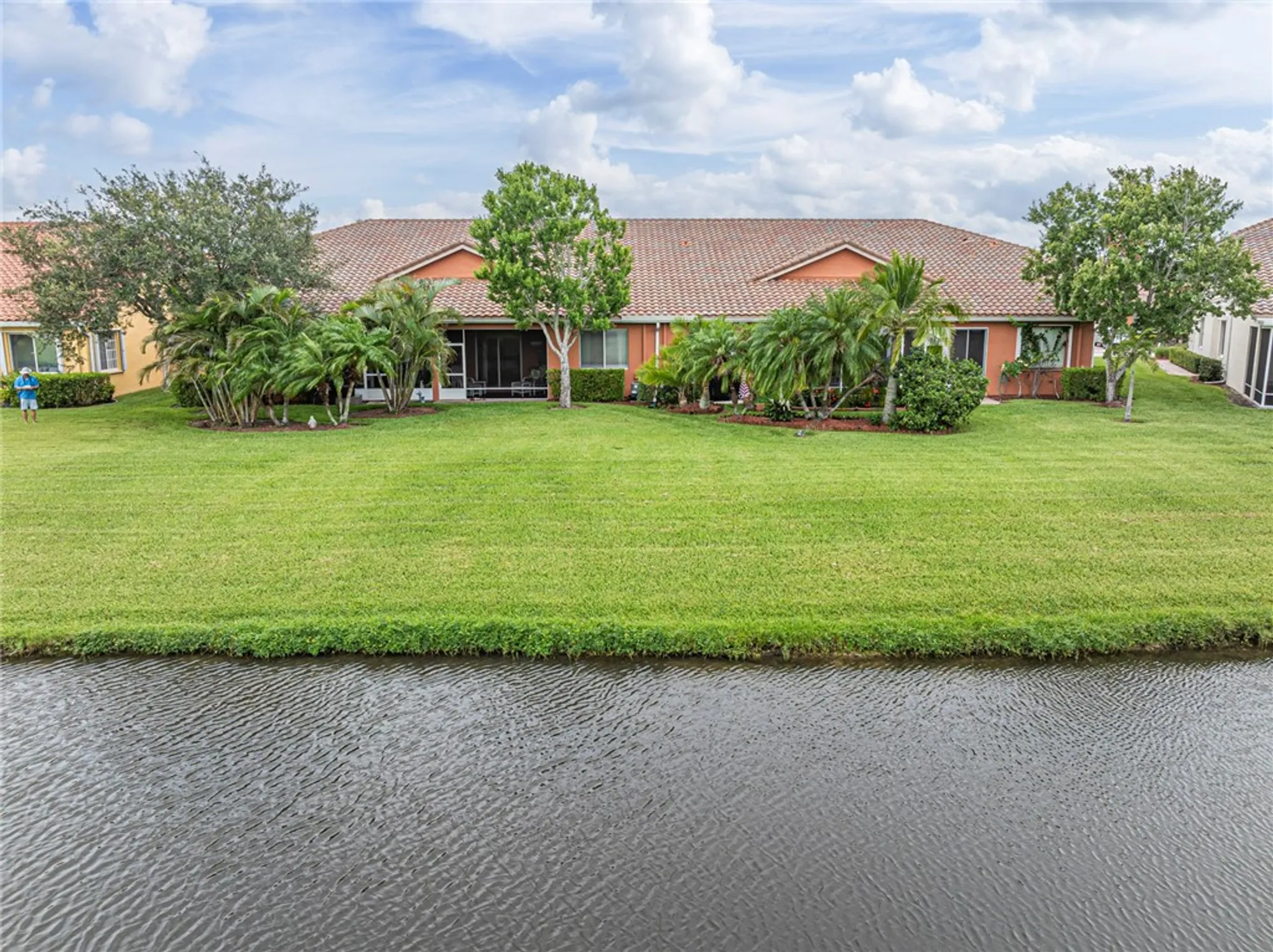 Property Slideshow image 26 of 35 | 6480 oxford cir unit 103c, Vero Beach, FL, 32966