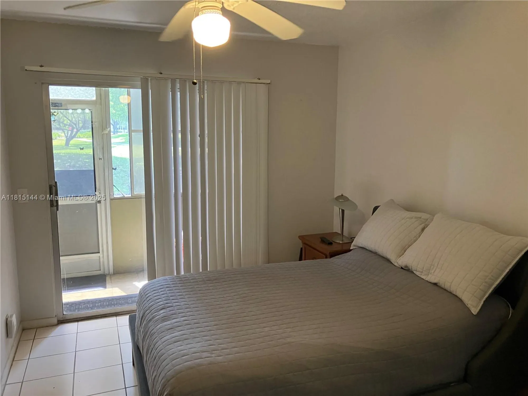 Property Slideshow image 13 of 24 | 800 sw 131st ave 109f, Pembroke Pines, FL, 33027