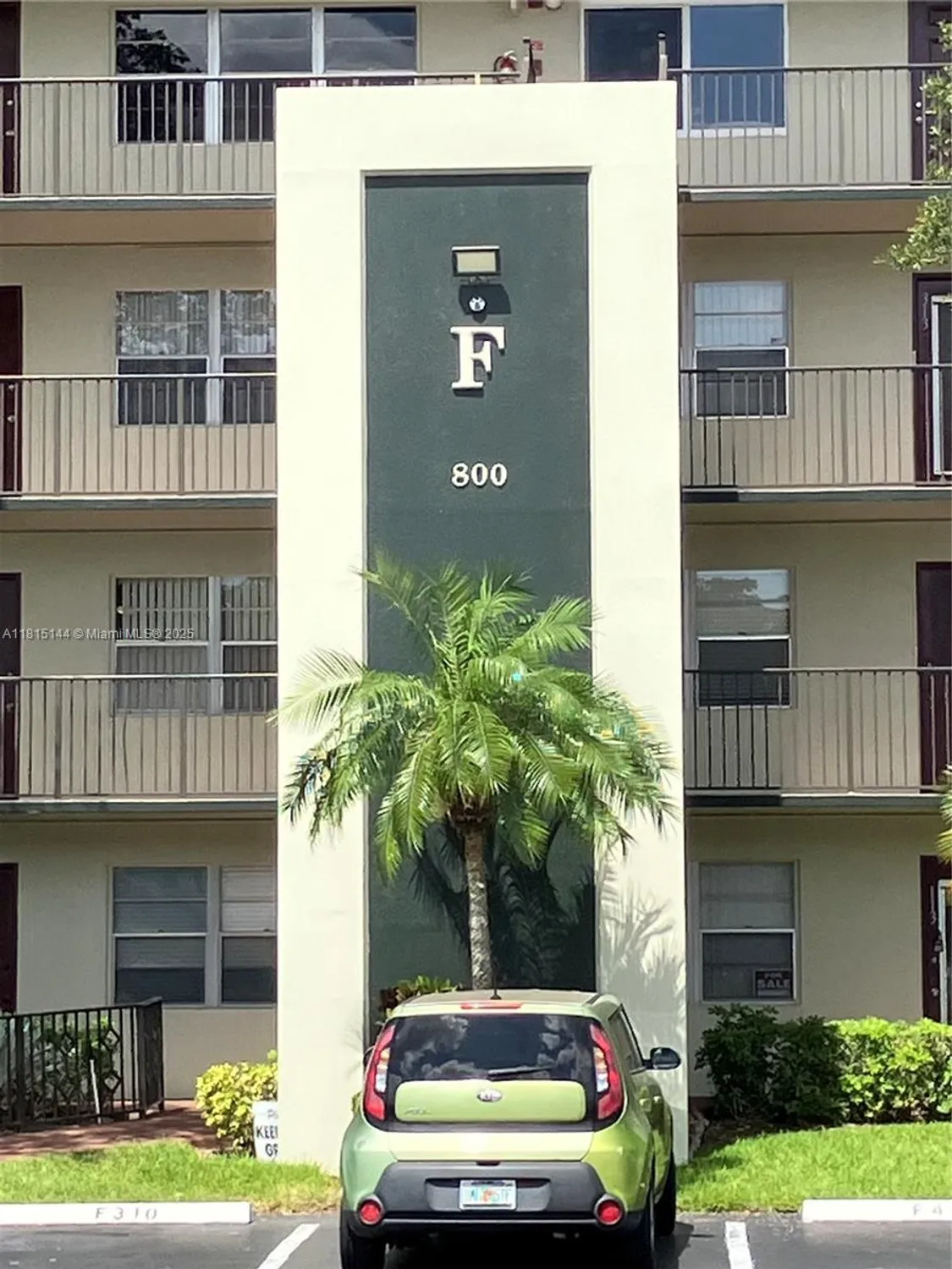 Property Slideshow image 5 of 24 | 800 sw 131st ave 109f, Pembroke Pines, FL, 33027