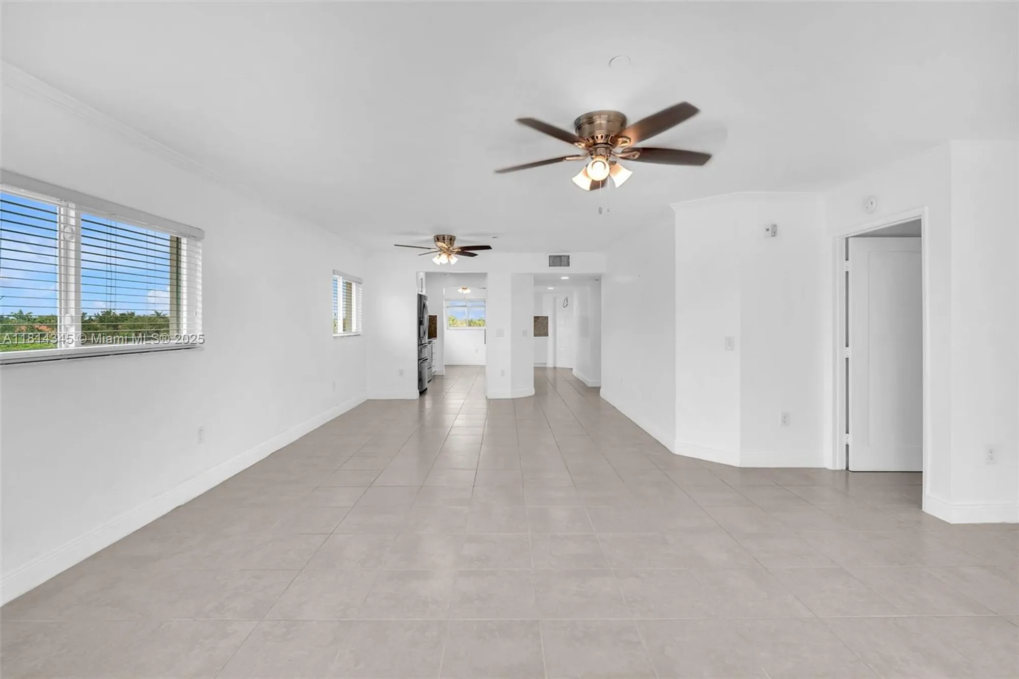 Property Slideshow image 17 of 30 | 701 sw 142nd ave 414s, Pembroke Pines, FL, 33027