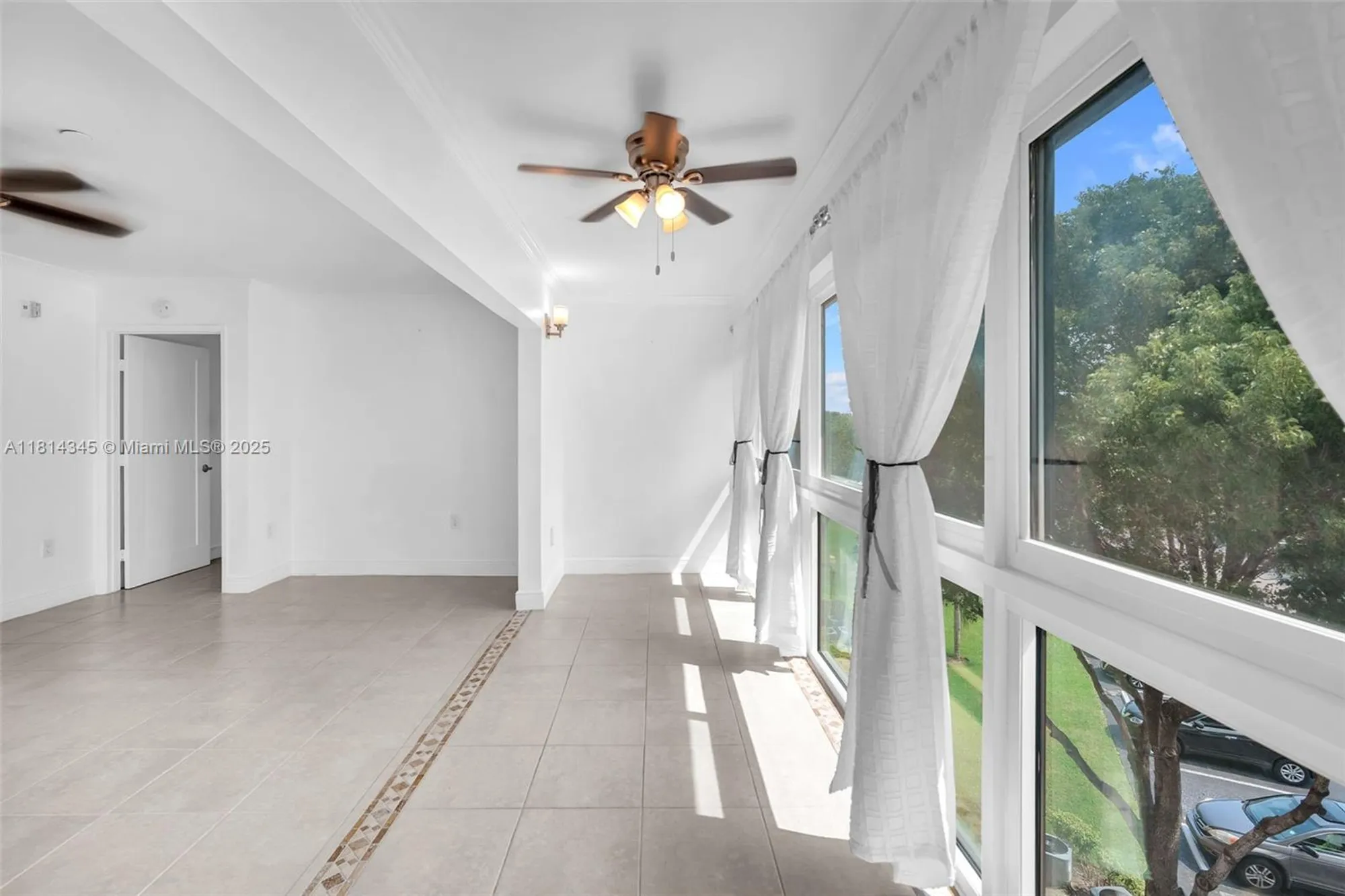 Property Slideshow image 18 of 30 | 701 sw 142nd ave 414s, Pembroke Pines, FL, 33027