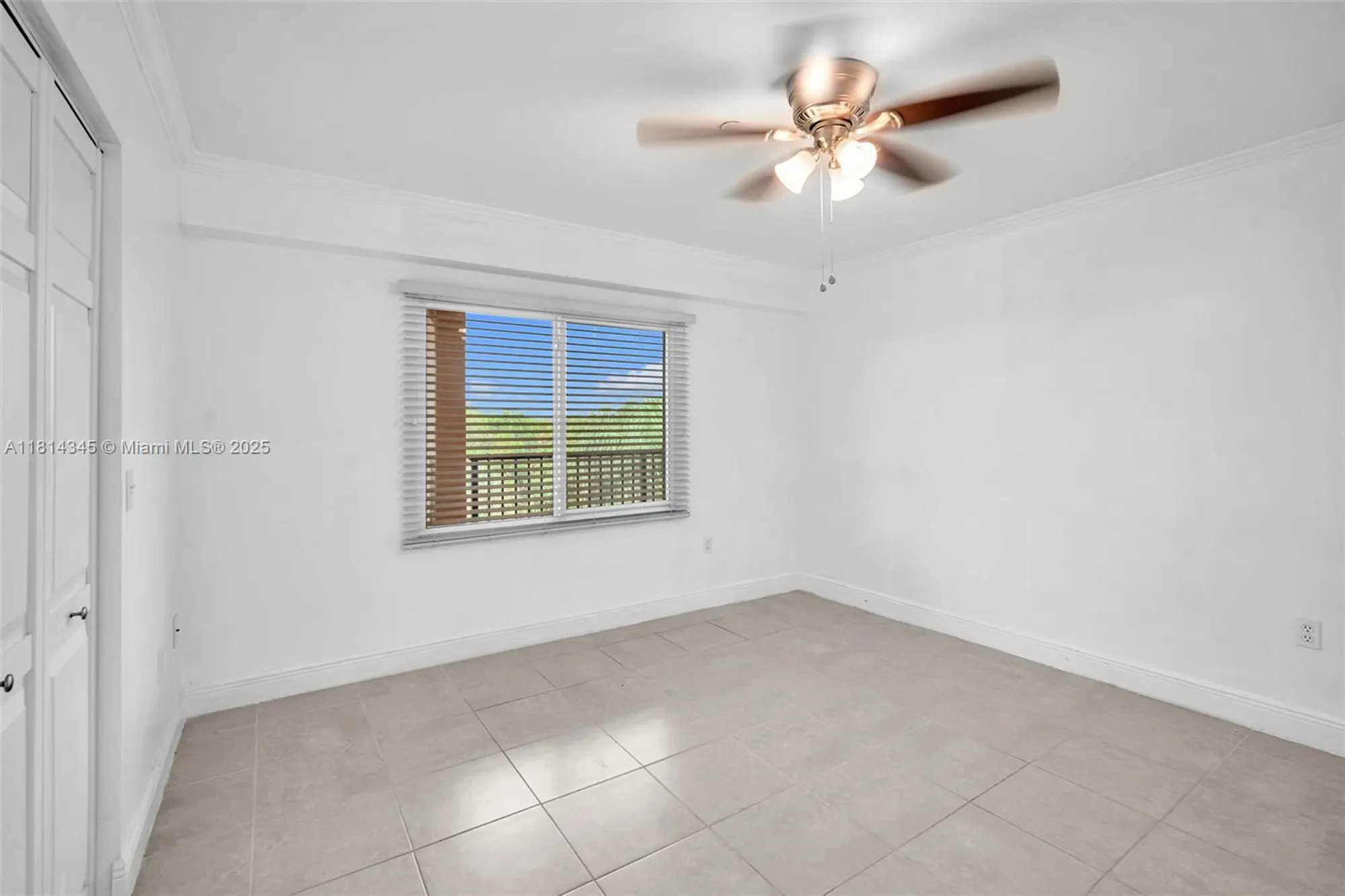 Property Slideshow image 19 of 30 | 701 sw 142nd ave 414s, Pembroke Pines, FL, 33027
