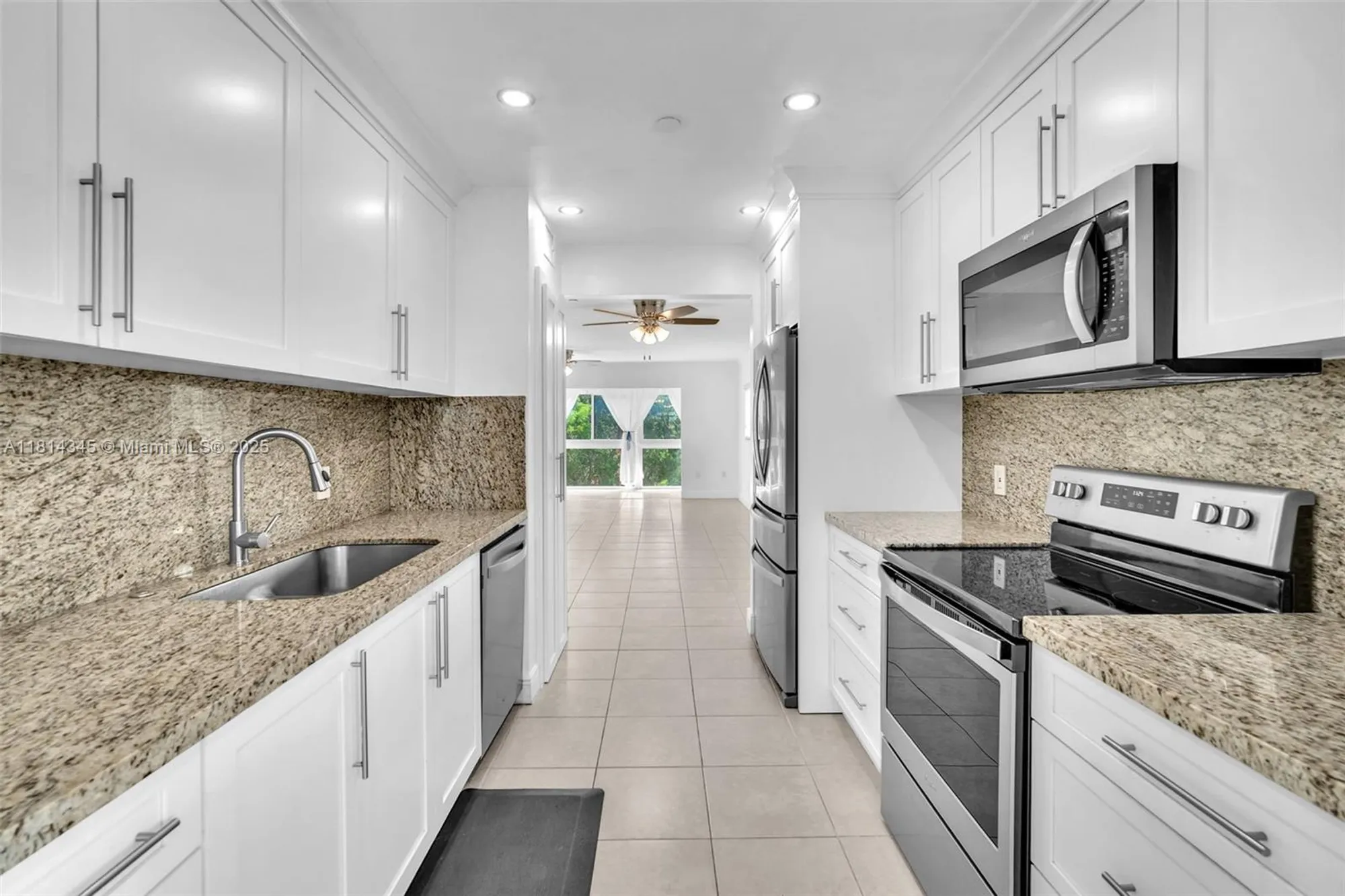 Property Slideshow image 1 of 30 | 701 sw 142nd ave 414s, Pembroke Pines, FL, 33027
