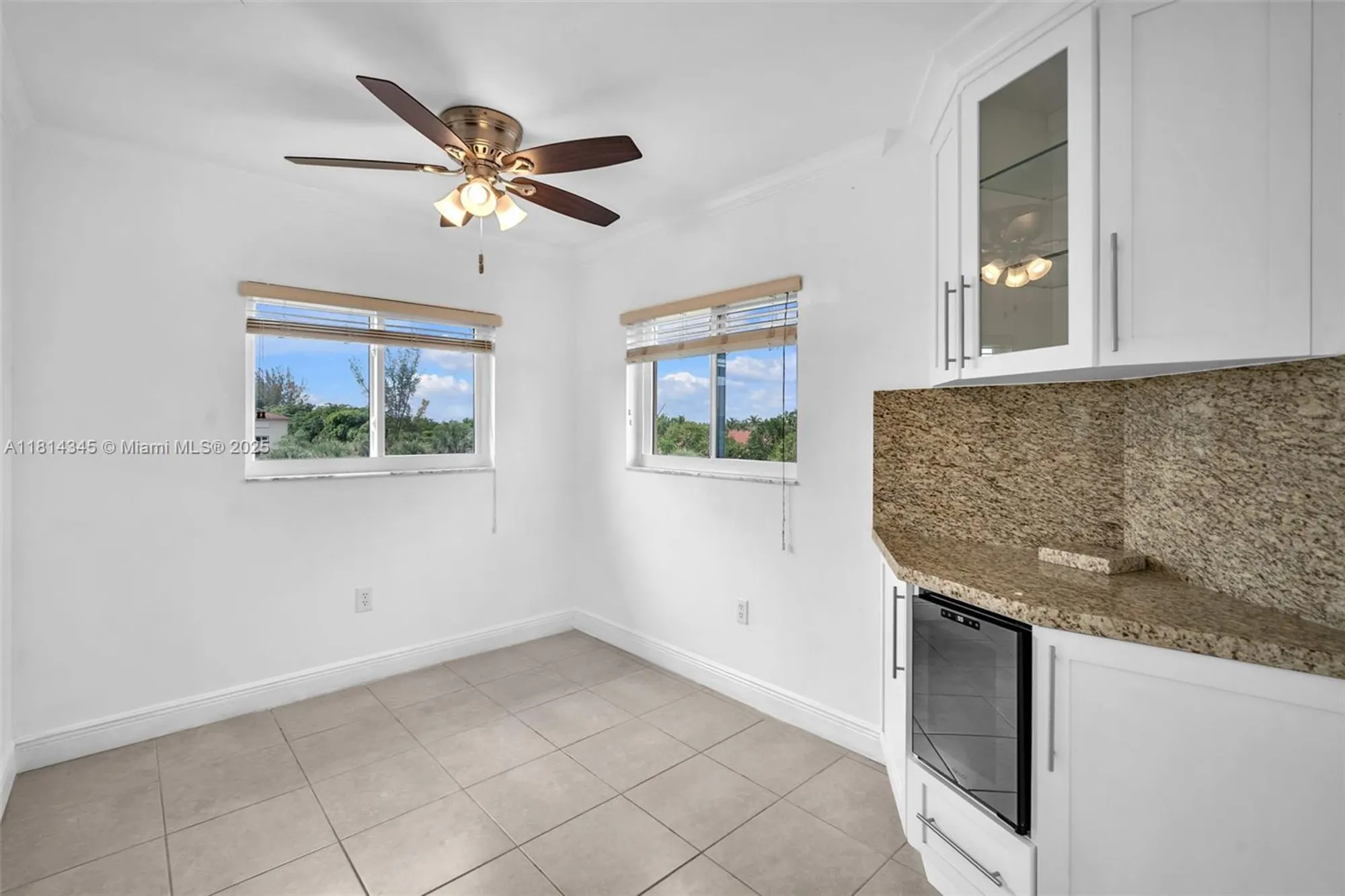 Property Slideshow image 11 of 30 | 701 sw 142nd ave 414s, Pembroke Pines, FL, 33027