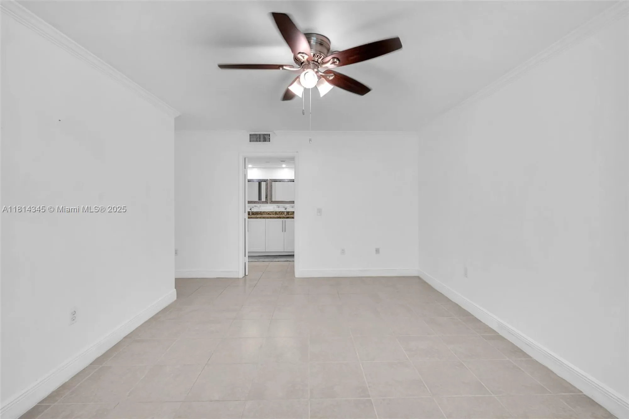 Property Slideshow image 24 of 30 | 701 sw 142nd ave 414s, Pembroke Pines, FL, 33027