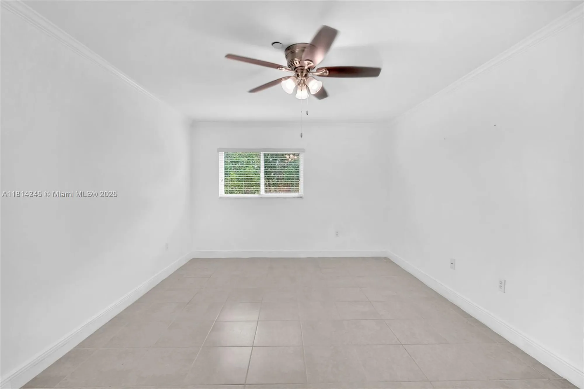 Property Slideshow image 23 of 30 | 701 sw 142nd ave 414s, Pembroke Pines, FL, 33027