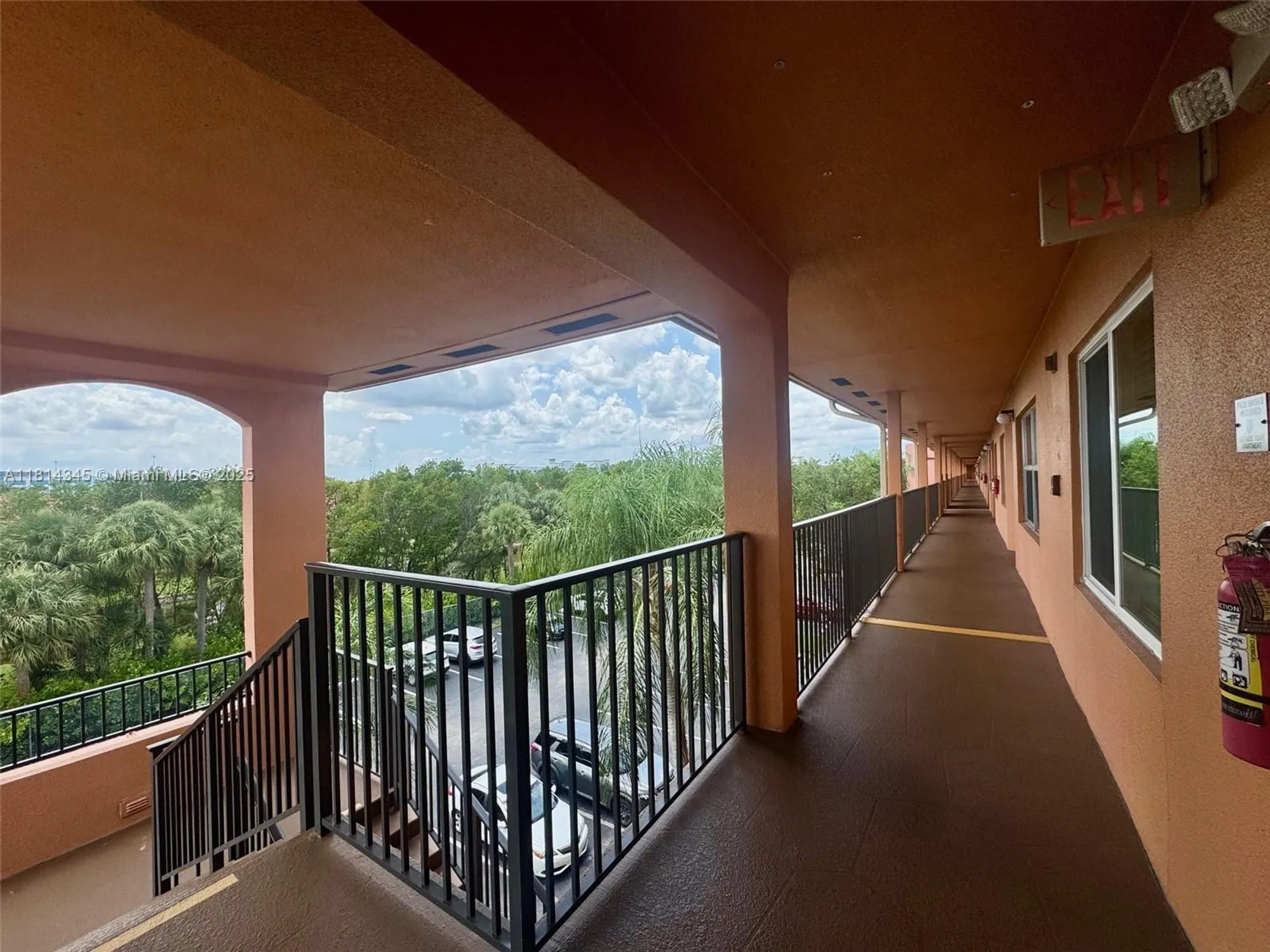 Property Slideshow image 6 of 30 | 701 sw 142nd ave 414s, Pembroke Pines, FL, 33027