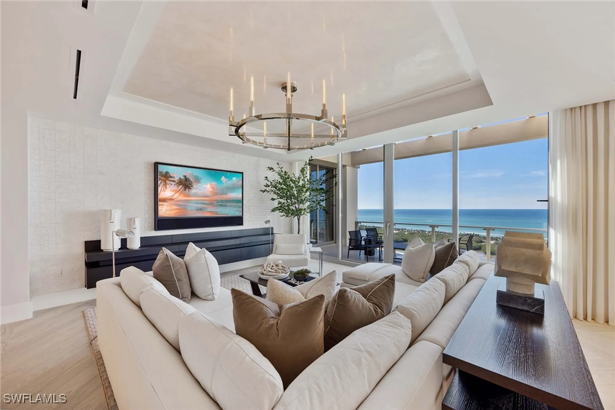 Property Slideshow image 10 of 50 | 6897 grenadier blvd ph 3, Naples, FL, 34108