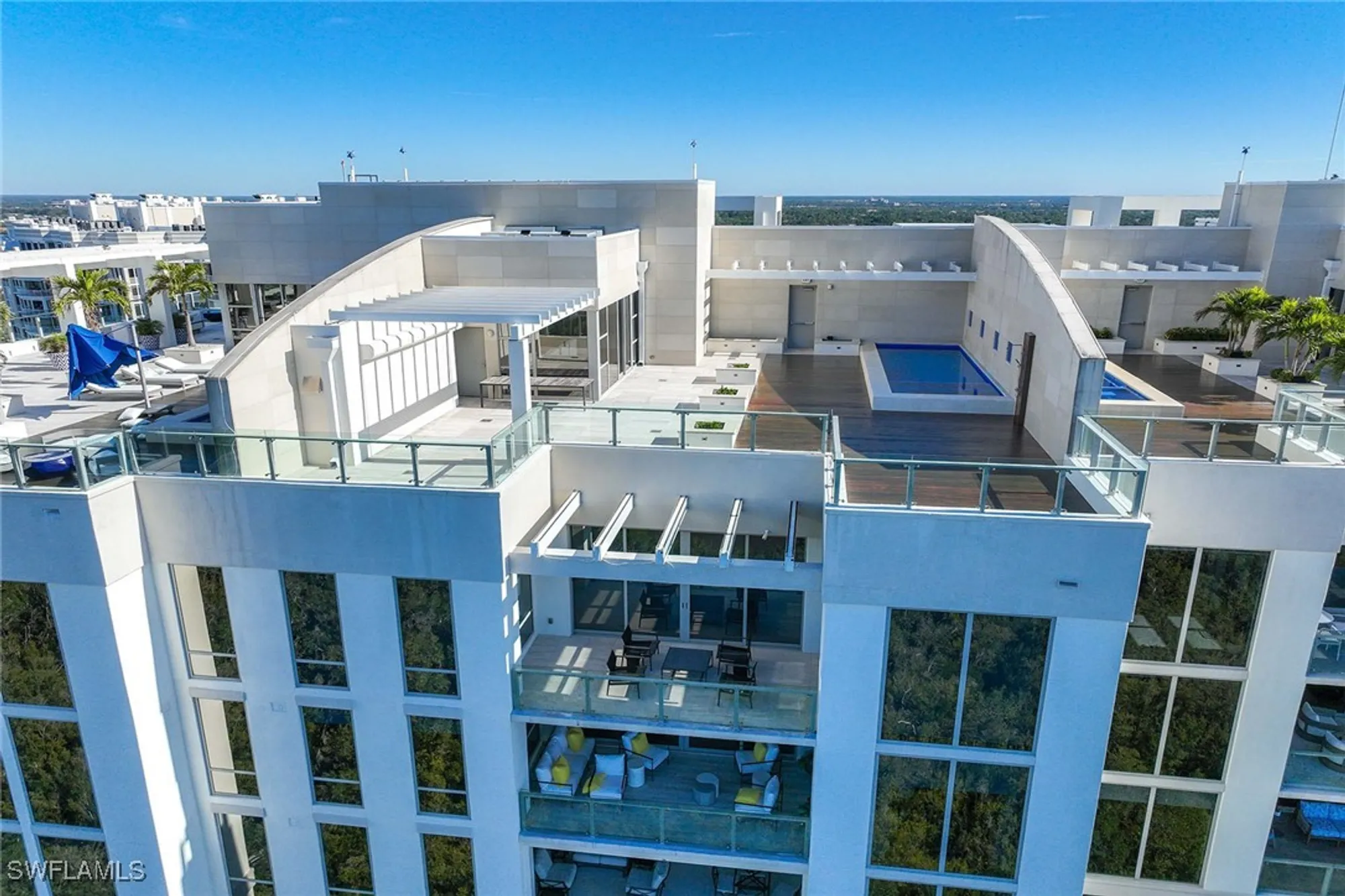 Property Slideshow image 2 of 50 | 6897 grenadier blvd ph 3, Naples, FL, 34108