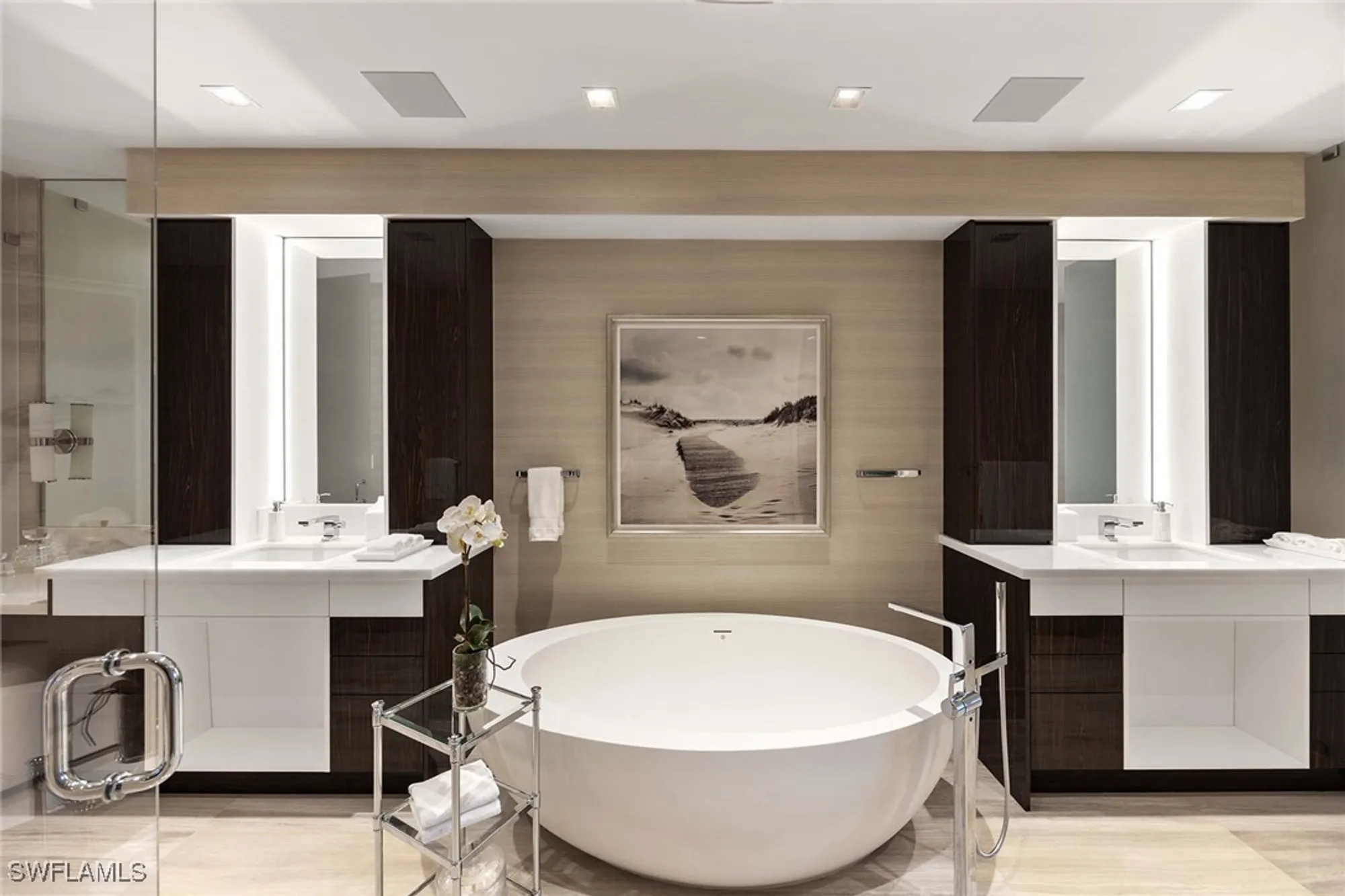 Property Slideshow image 21 of 50 | 6897 grenadier blvd ph 3, Naples, FL, 34108