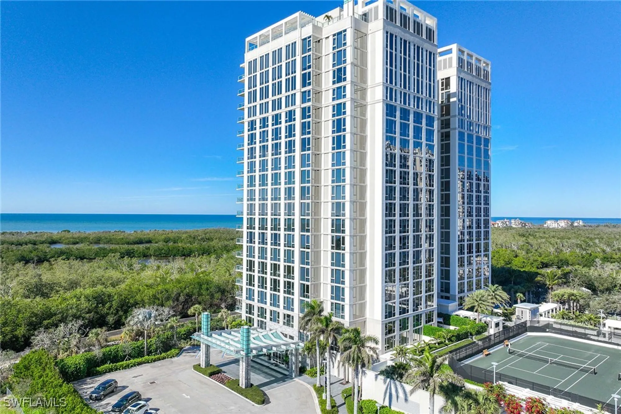 Property Slideshow image 4 of 50 | 6897 grenadier blvd ph 3, Naples, FL, 34108