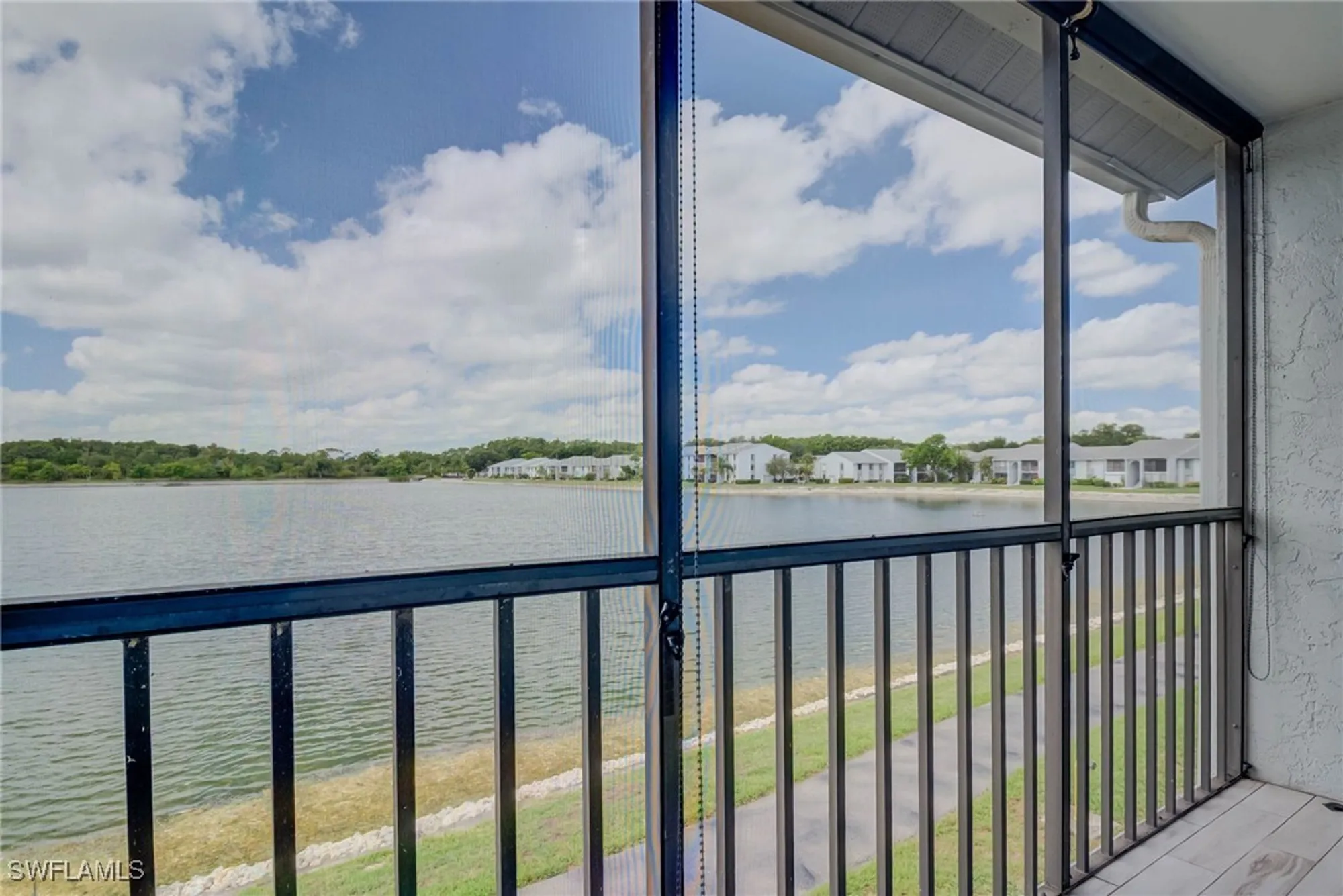 Property Slideshow image 17 of 21 | 9950 sailview ct 14, Fort Myers, FL, 33905