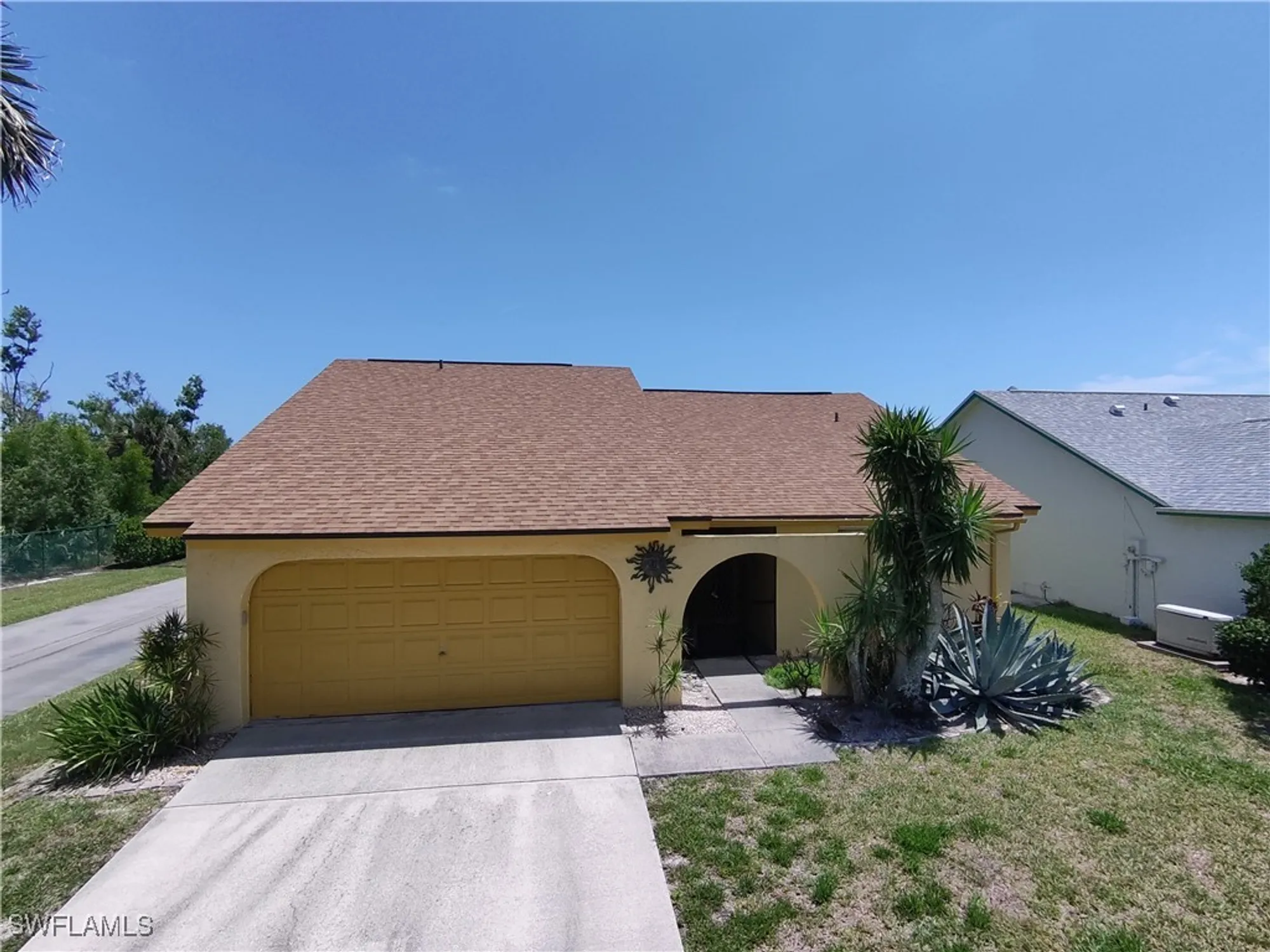 Property Slideshow image 1 of 20 | 11511 cinnamon cove blvd, Fort Myers, FL, 33908