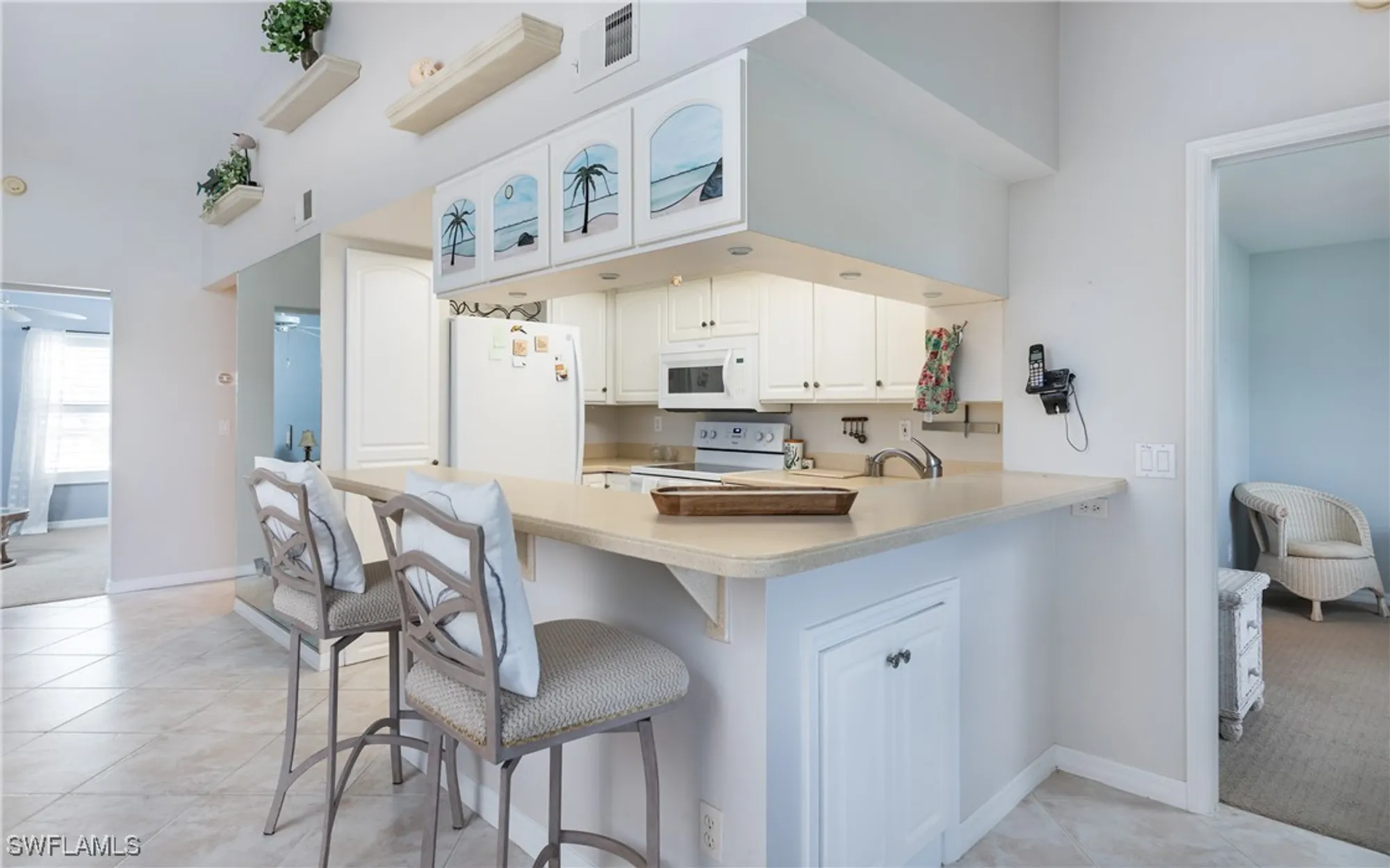 Property Slideshow image 14 of 37 | 5825 trailwinds dr 425, Fort Myers, FL, 33907