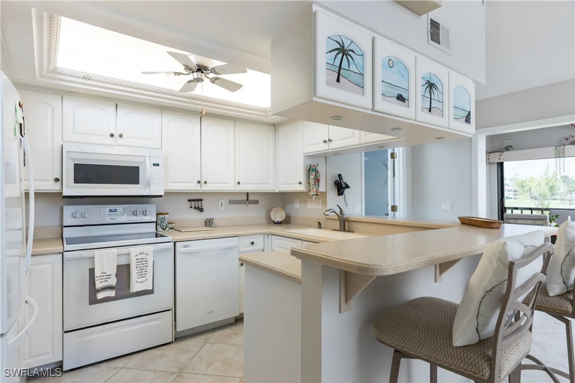 Property Slideshow image 15 of 37 | 5825 trailwinds dr 425, Fort Myers, FL, 33907