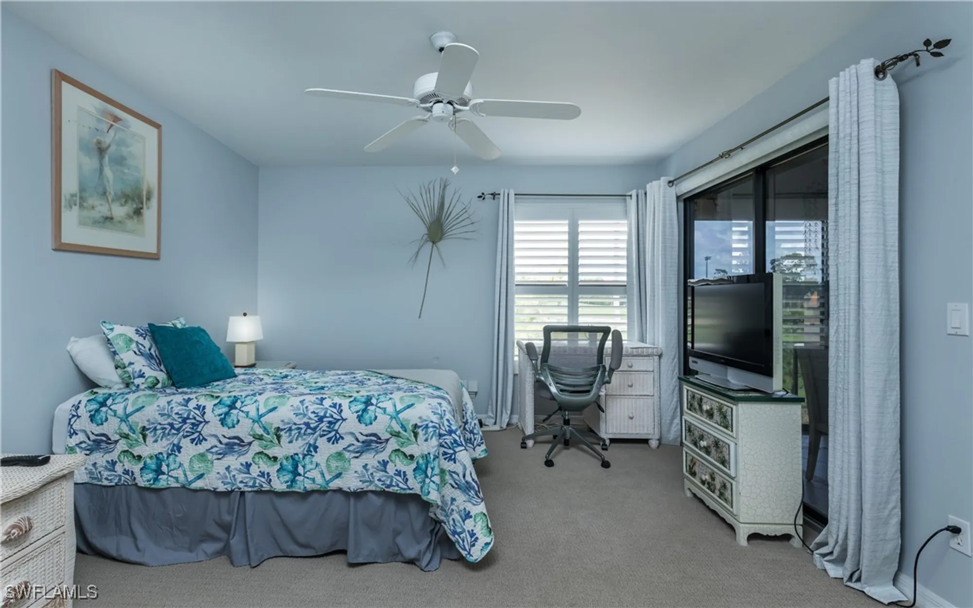 Property Slideshow image 18 of 37 | 5825 trailwinds dr 425, Fort Myers, FL, 33907