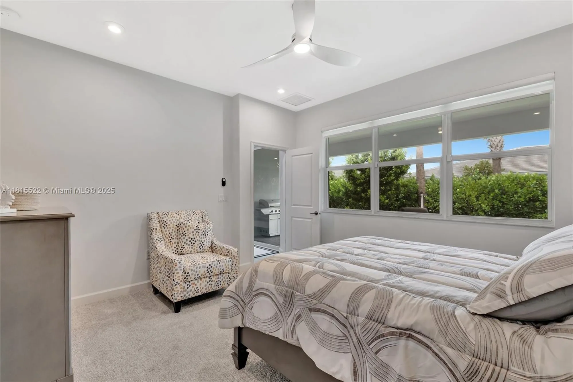 Property Slideshow image 16 of 43 | 9921 sw isabelline dr, Port St Lucie, FL, 34987